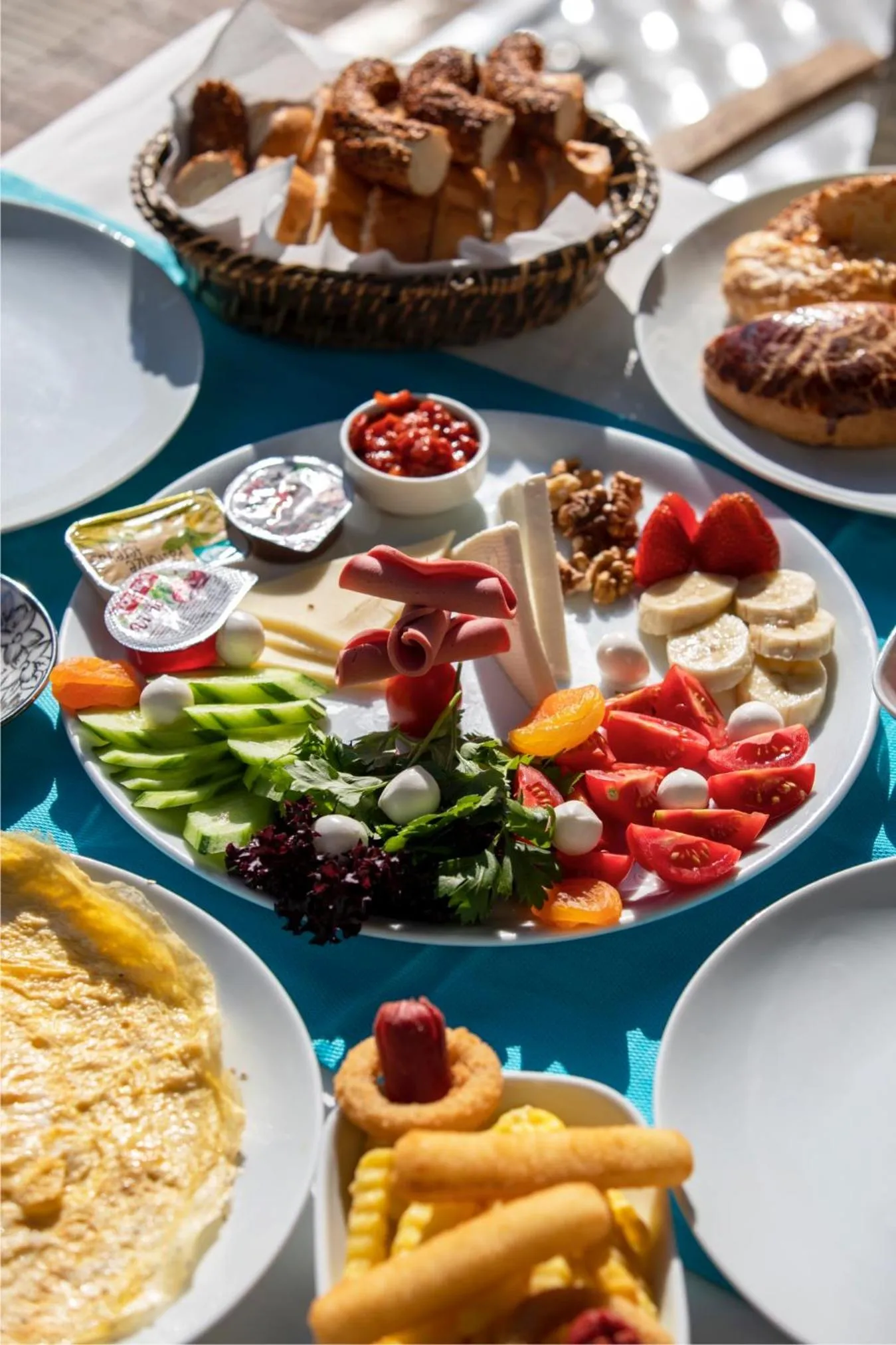 Food and drinks in Castle Old Town Hotel