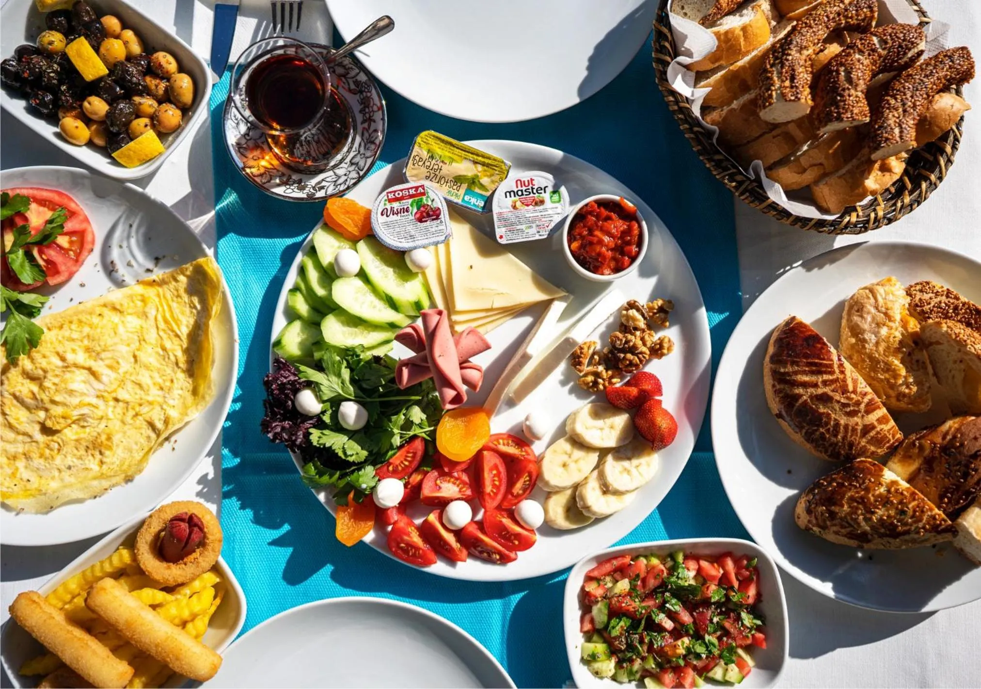 Food and drinks in Castle Old Town Hotel