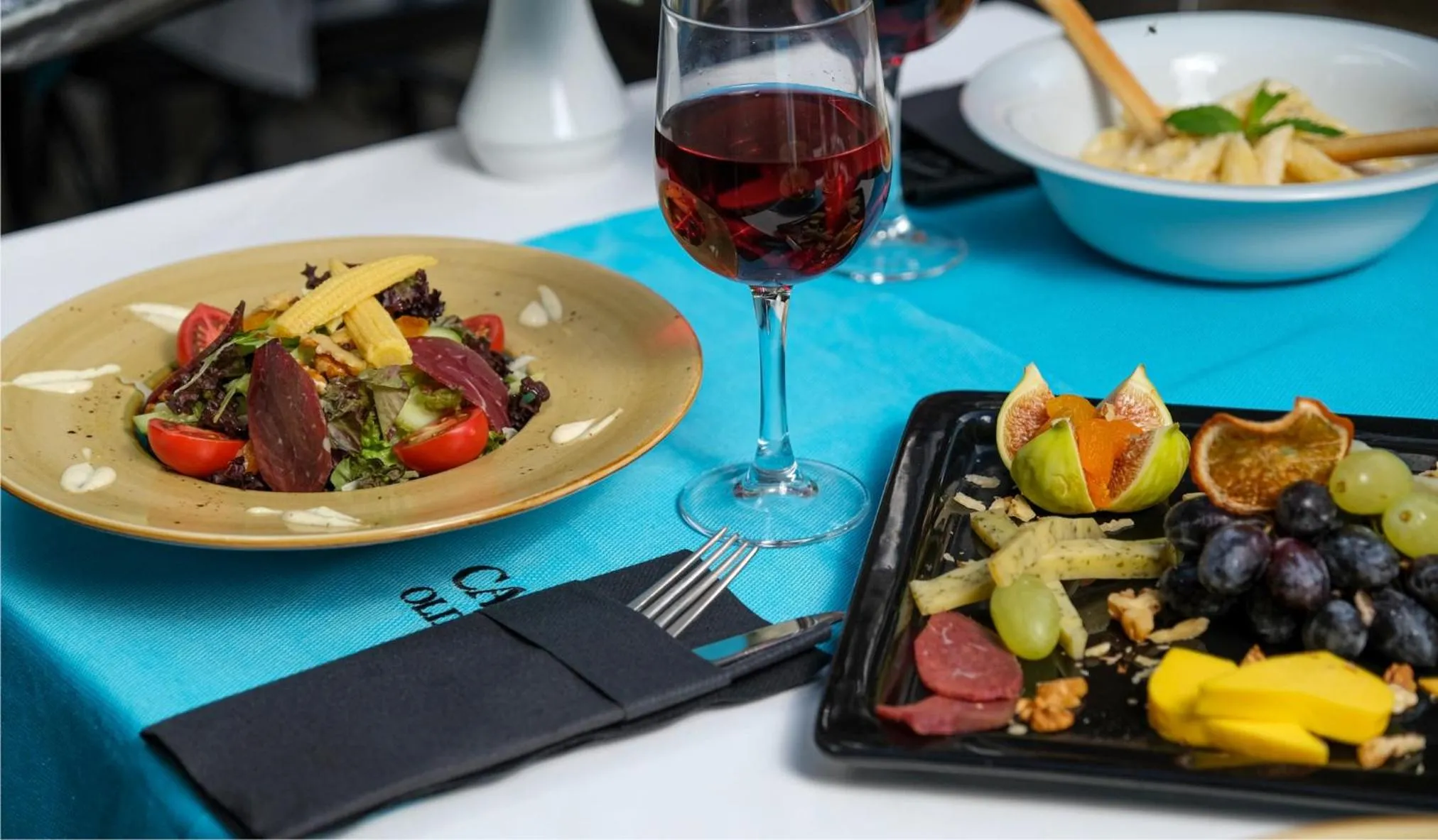 Food and drinks in Castle Old Town Hotel