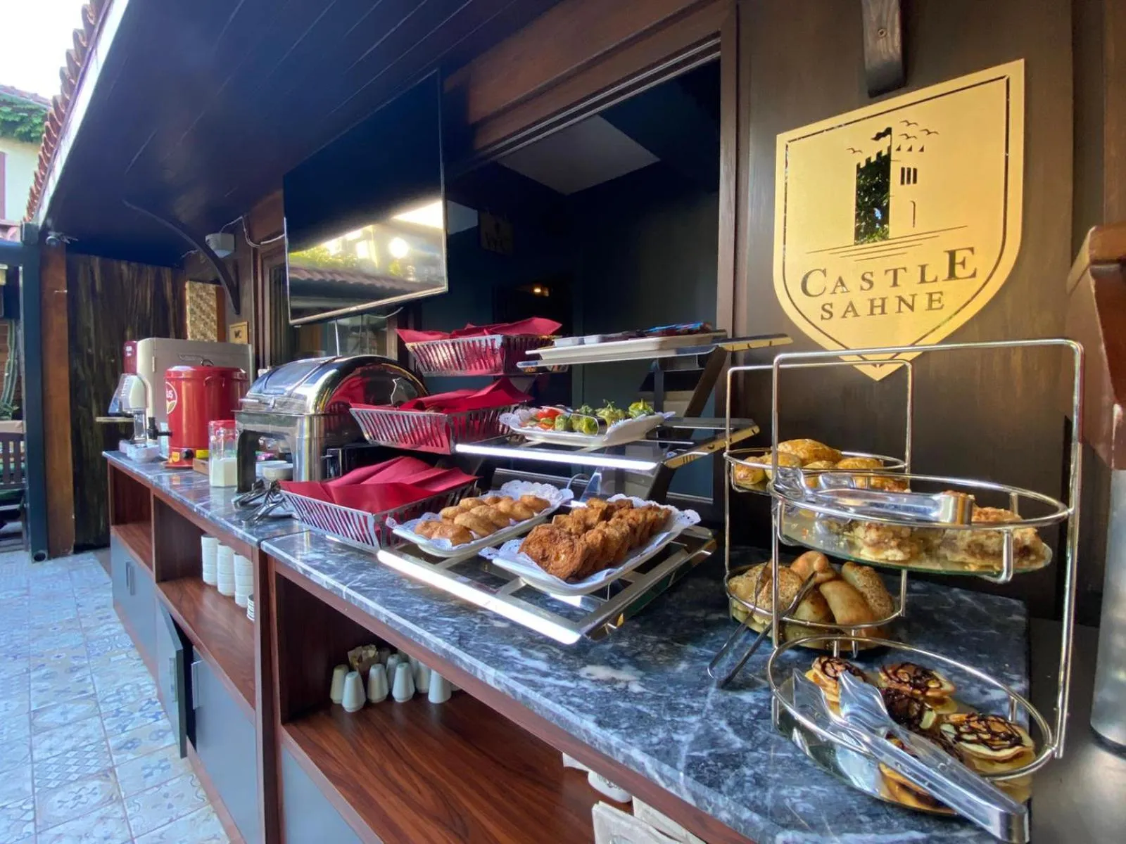 Buffet breakfast in Castle Old Town Hotel