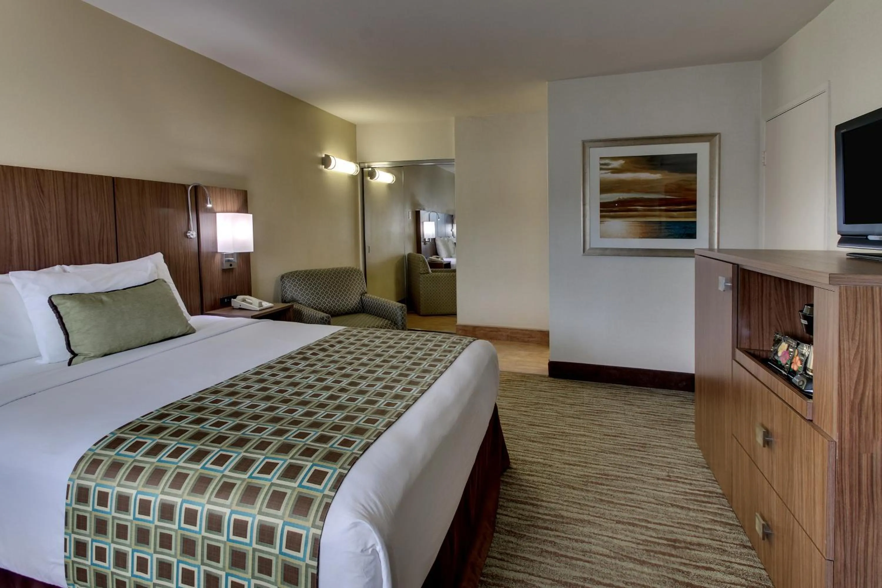 Photo of the whole room, Bed in The Stevenson Monterey