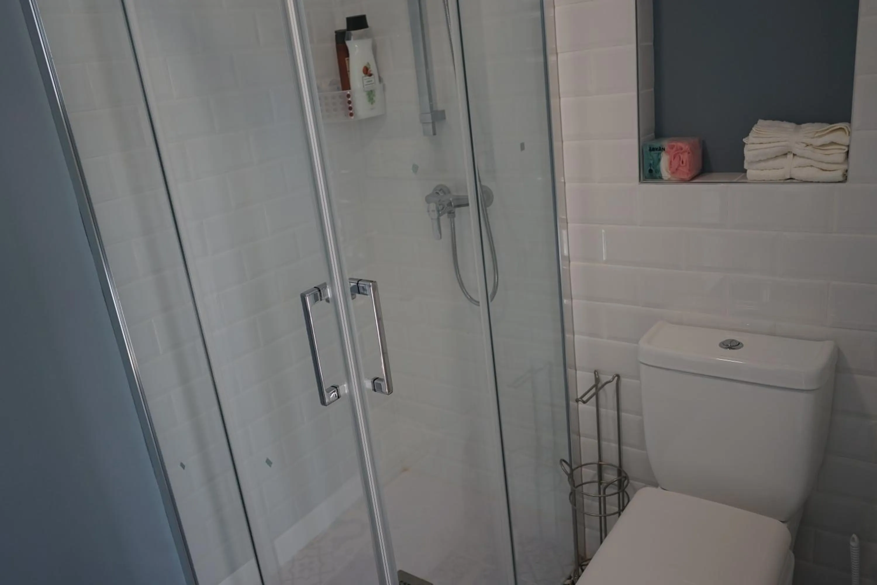 Shower in Pescadors Apartamentos TRG