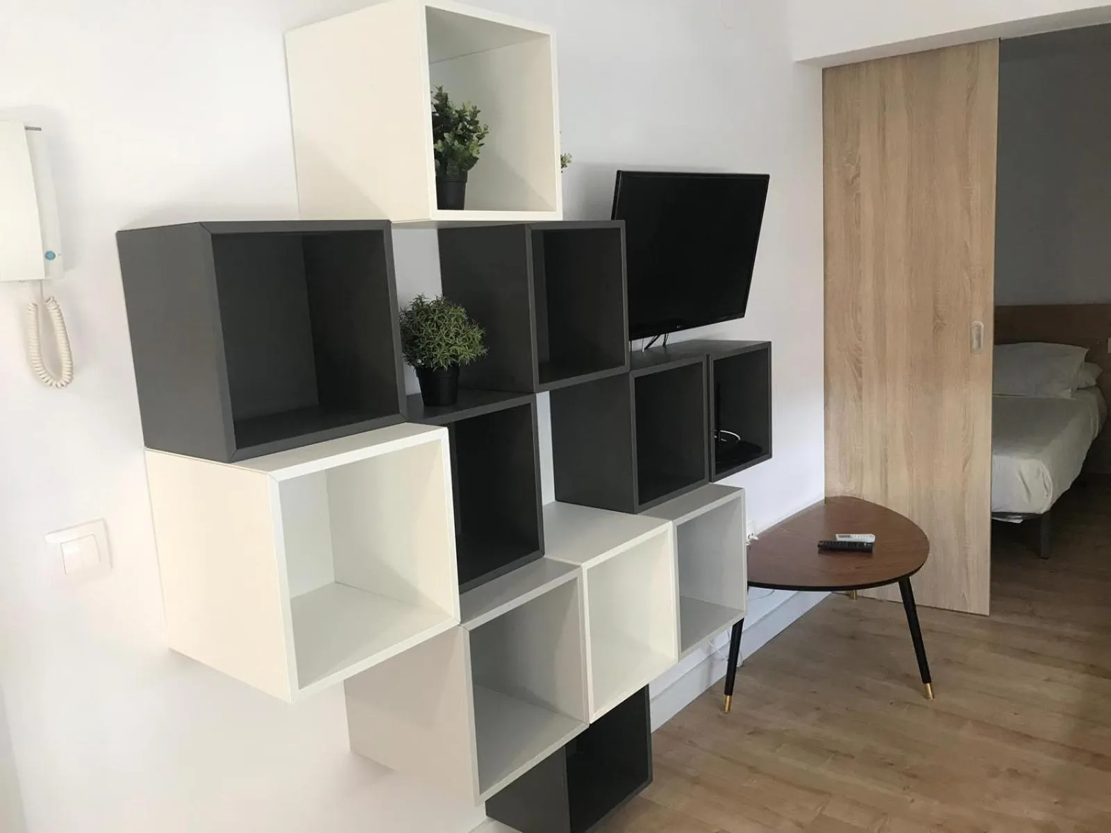 Photo of the whole room, Bed in Pescadors Apartamentos TRG