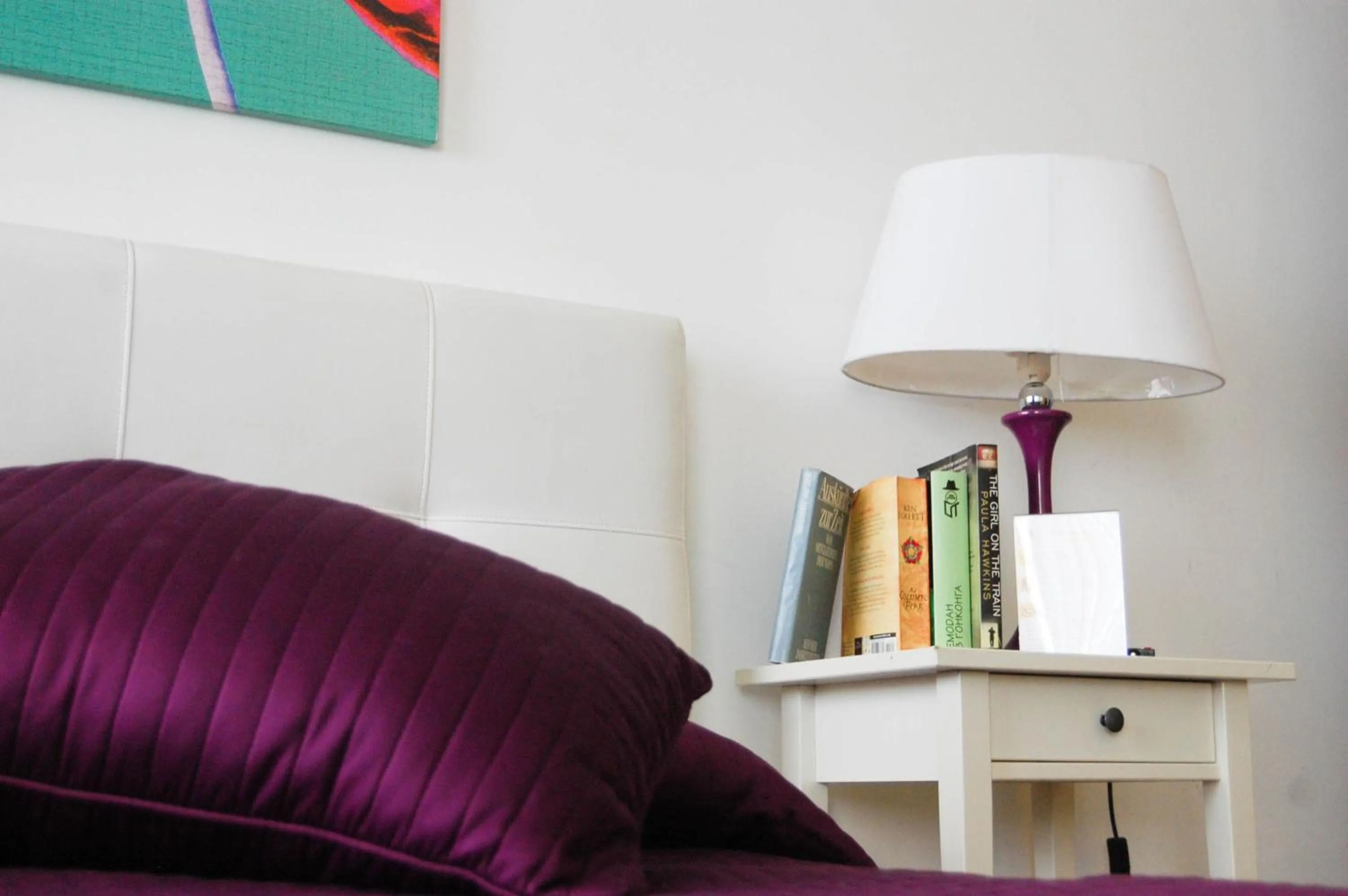 Library in Trinaco B&B