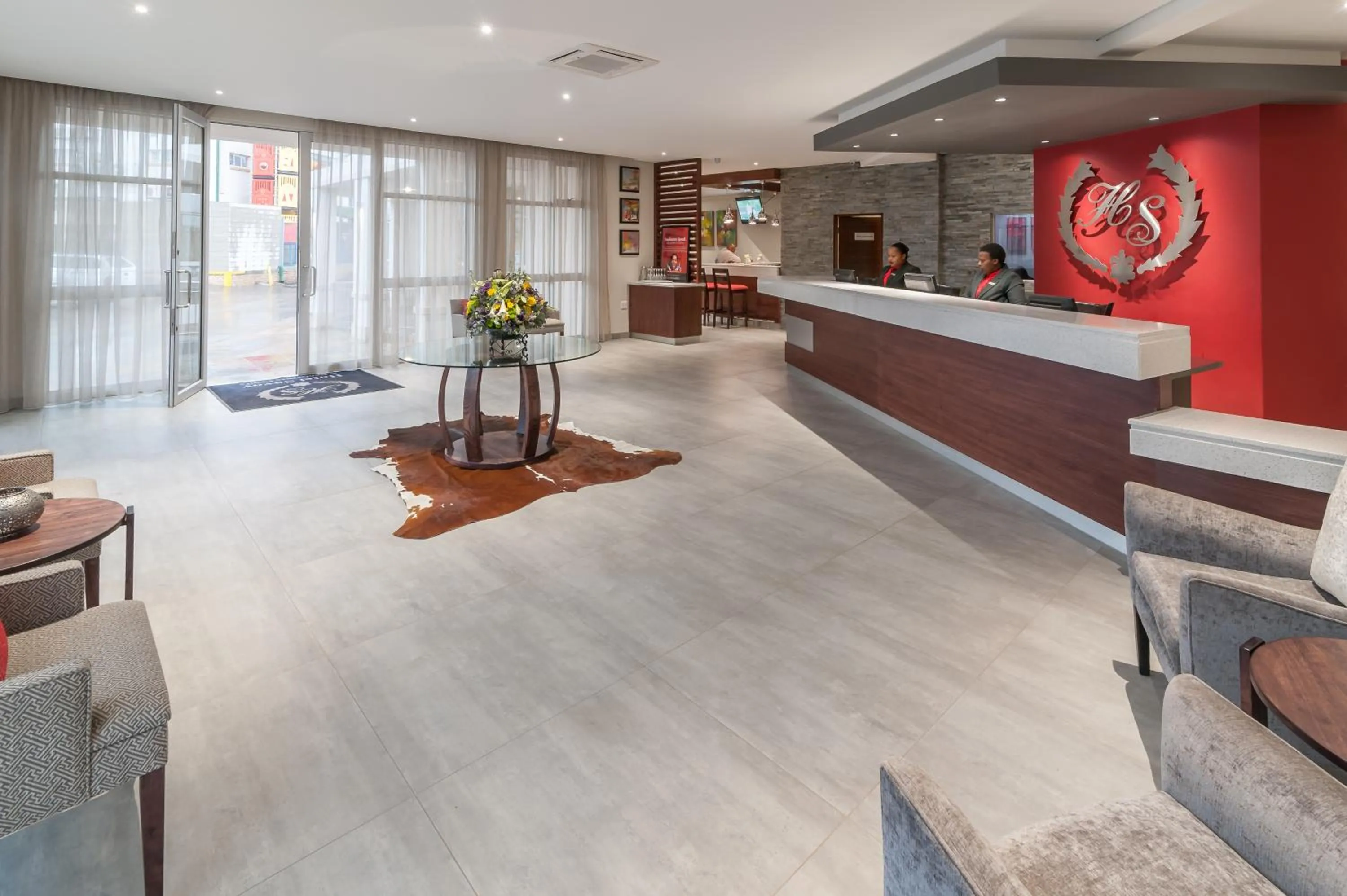 On-site shops in Hotel Savoy and Conference Centre