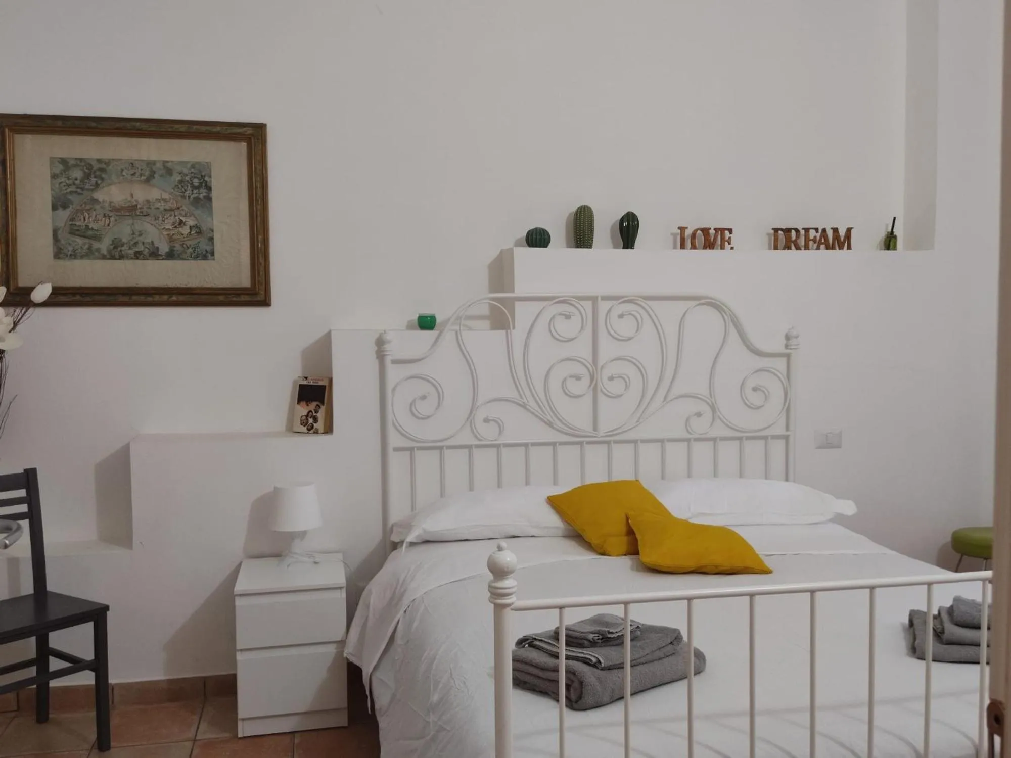 Bedroom, Bed in Le casette di Frà al Bondì