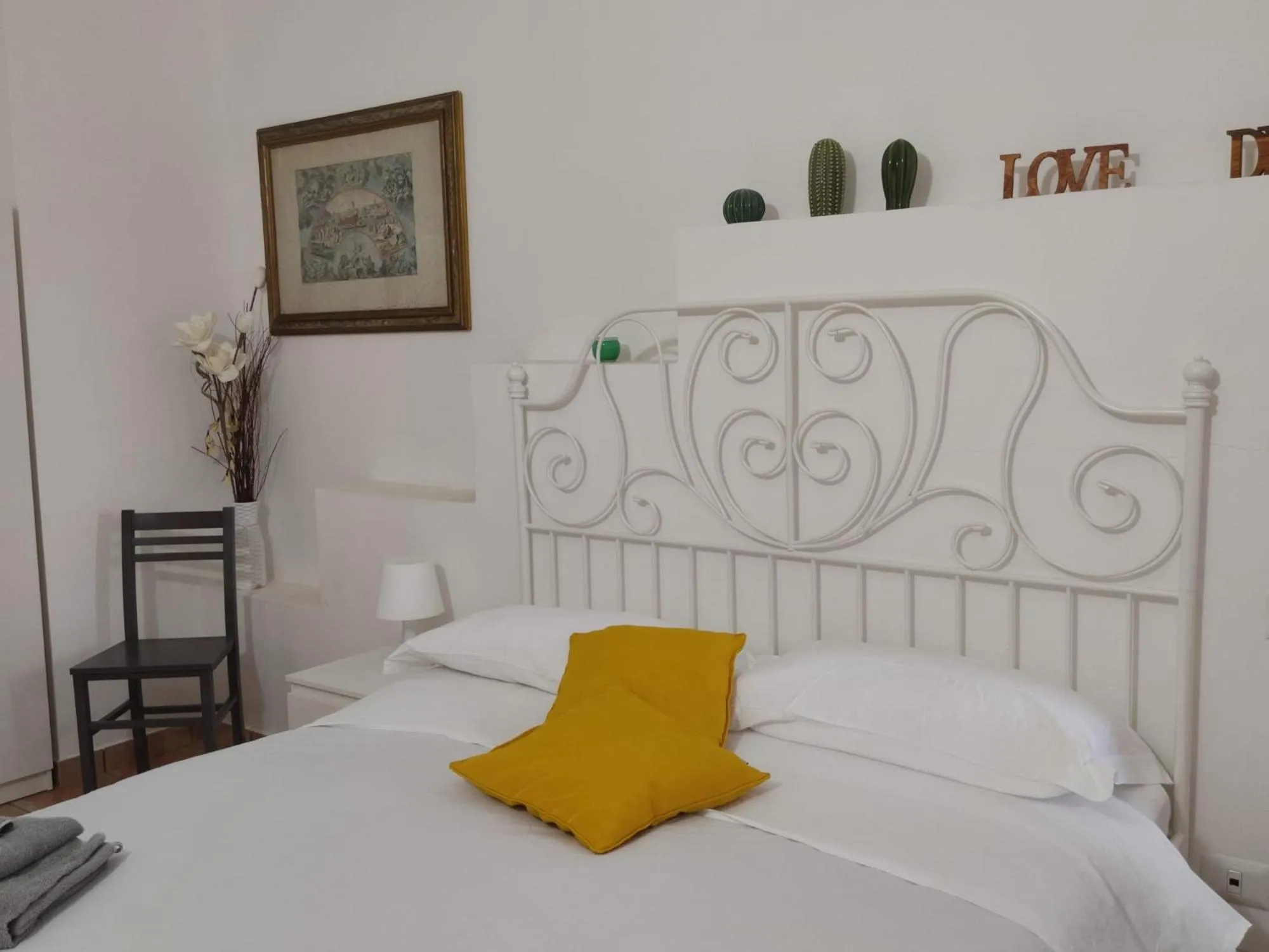 Bedroom, Bed in Le casette di Frà al Bondì