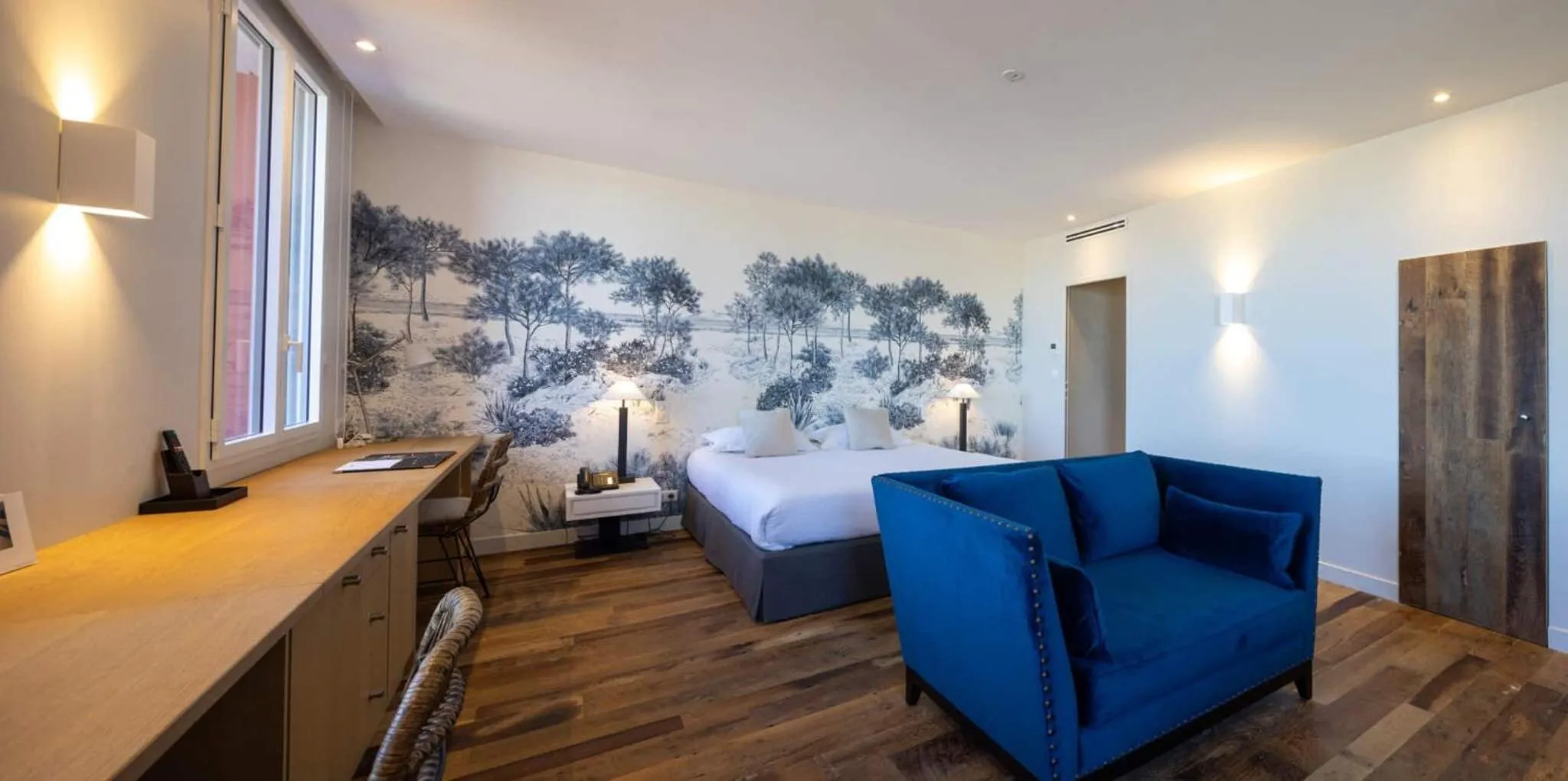 Bed in Hôtel de la Plage - Saint Jean de Luz