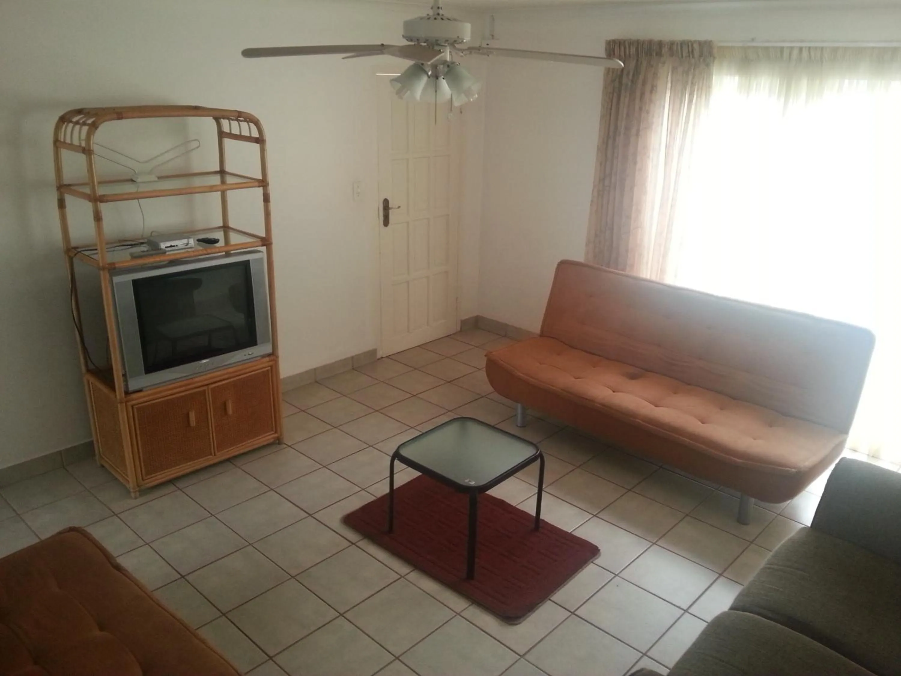 Day in The Crescent Guesthouses - BnB/Self Catering