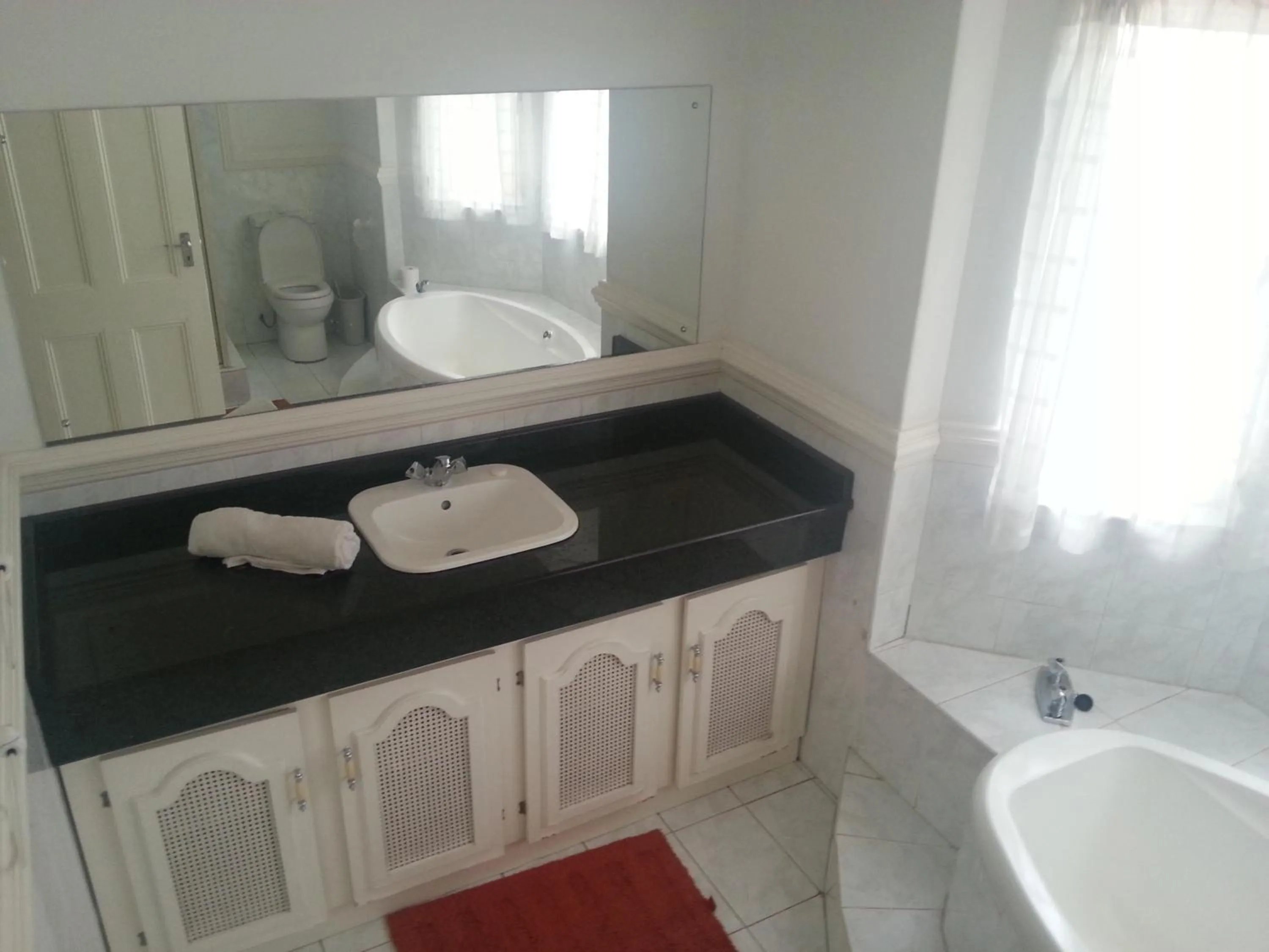 Day in The Crescent Guesthouses - BnB/Self Catering