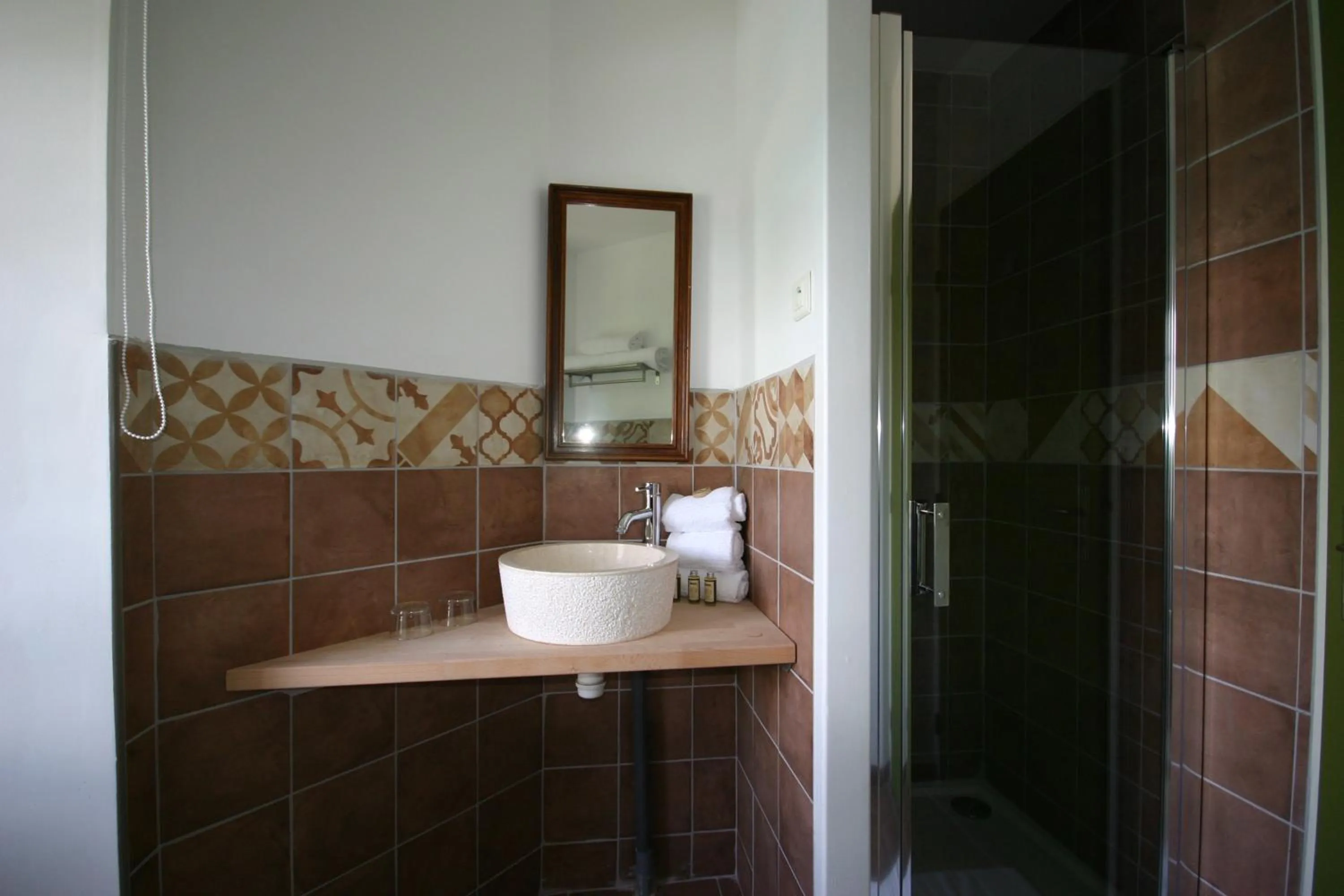 Bathroom in Château de Loubéjac