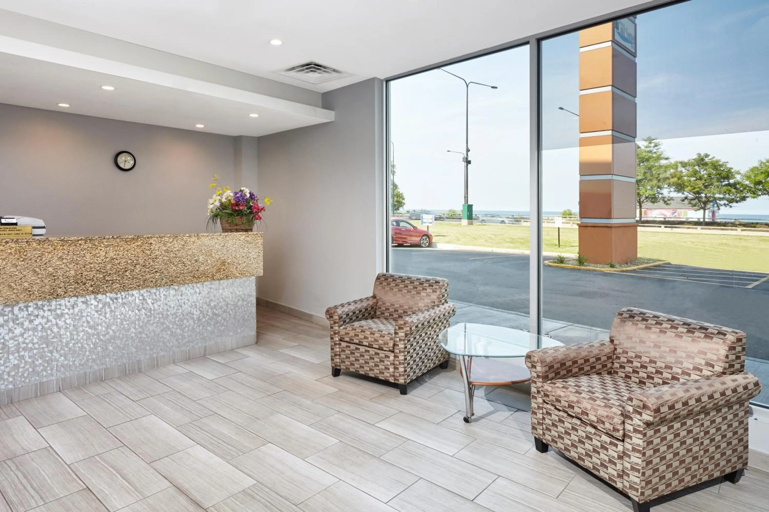 Lobby or reception in Chicago Lakeshore Hotel