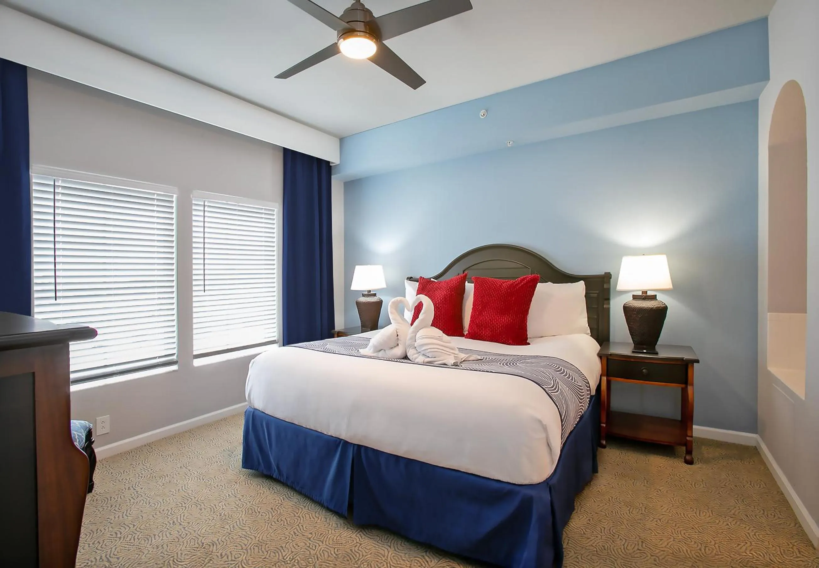 Bedroom, Bed in Lake Buena Vista Resort Village and Spa, Near Disney