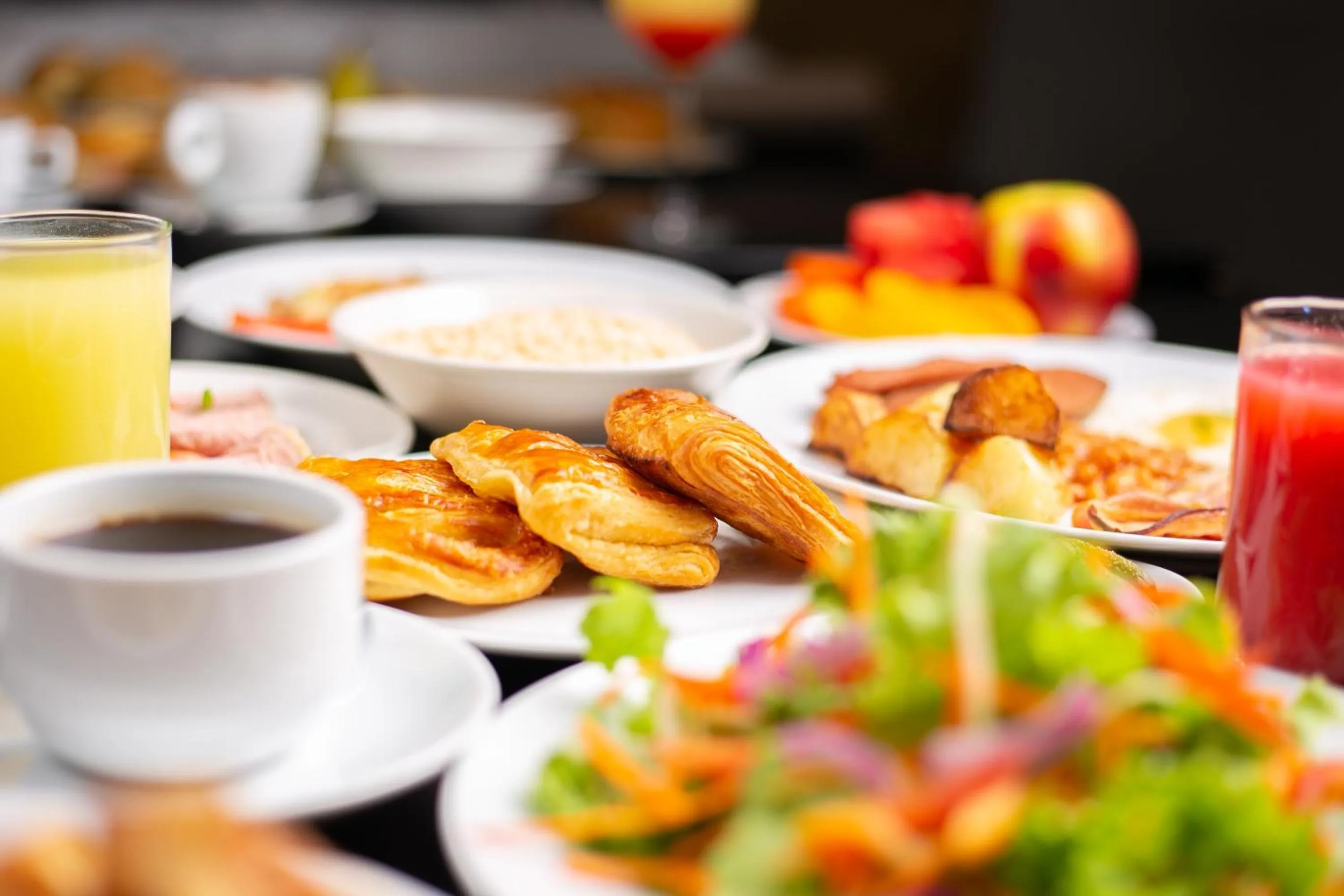 Food and drinks in The African Regent Hotel