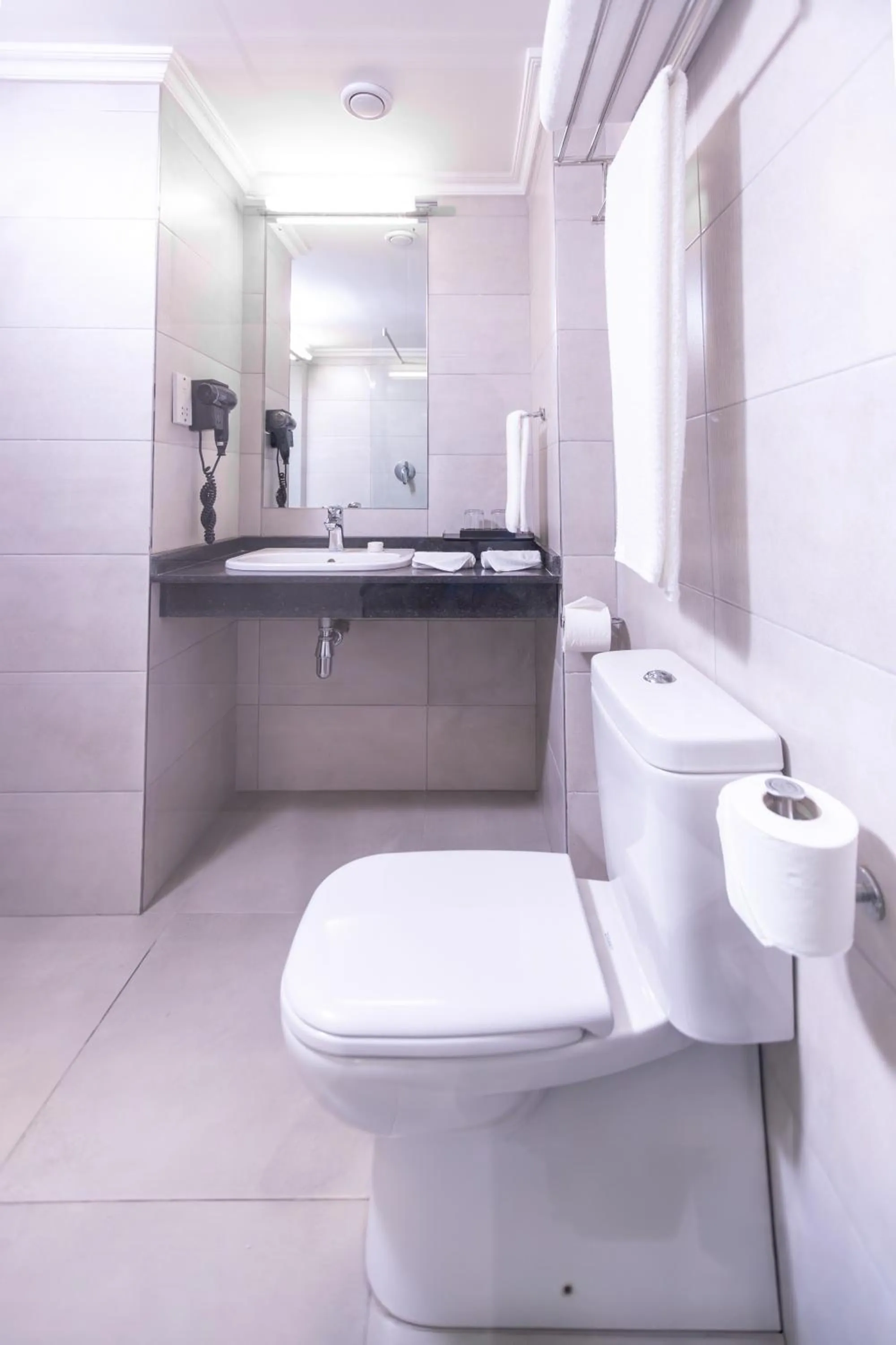 Toilet in The African Regent Hotel