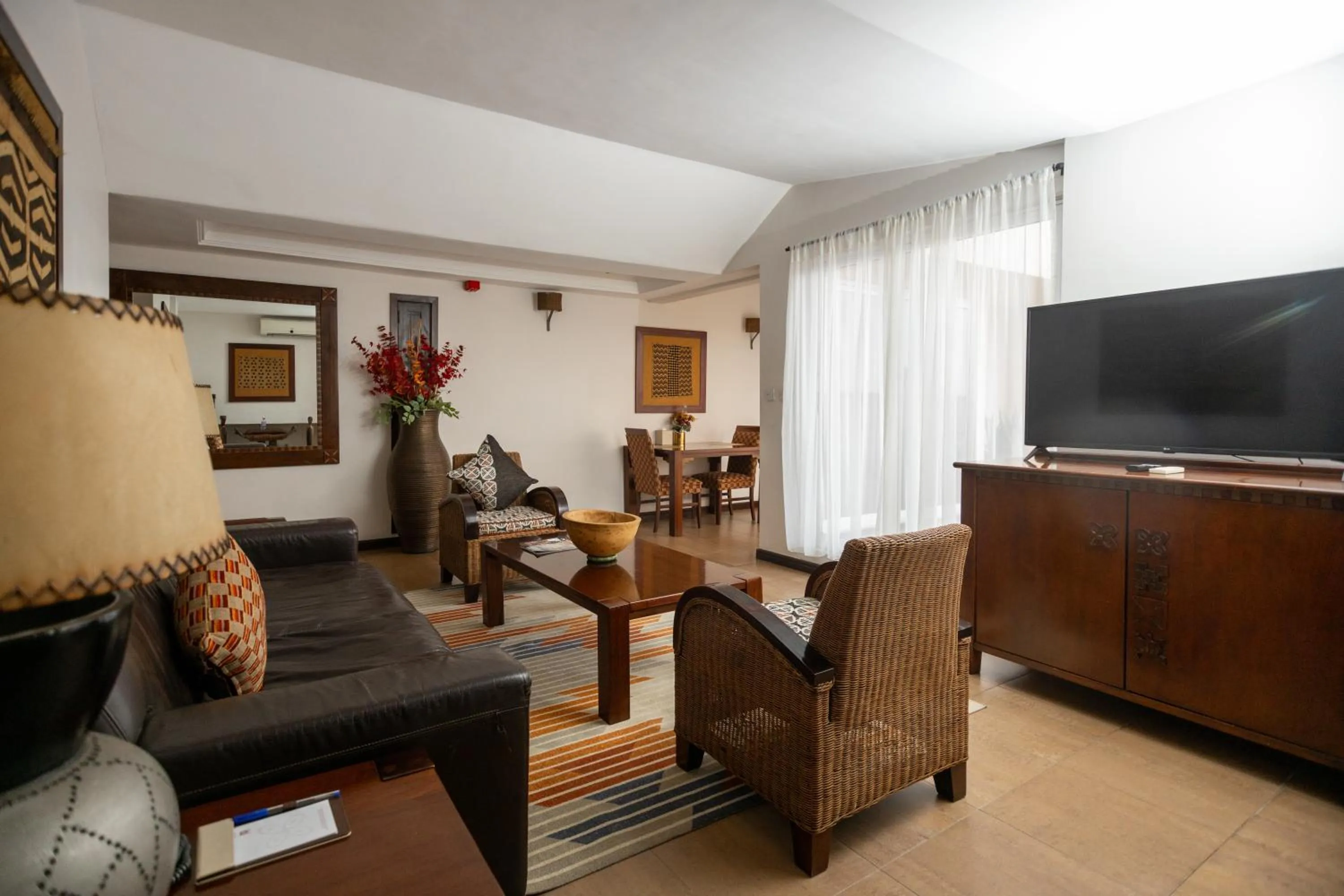 TV and multimedia in The African Regent Hotel