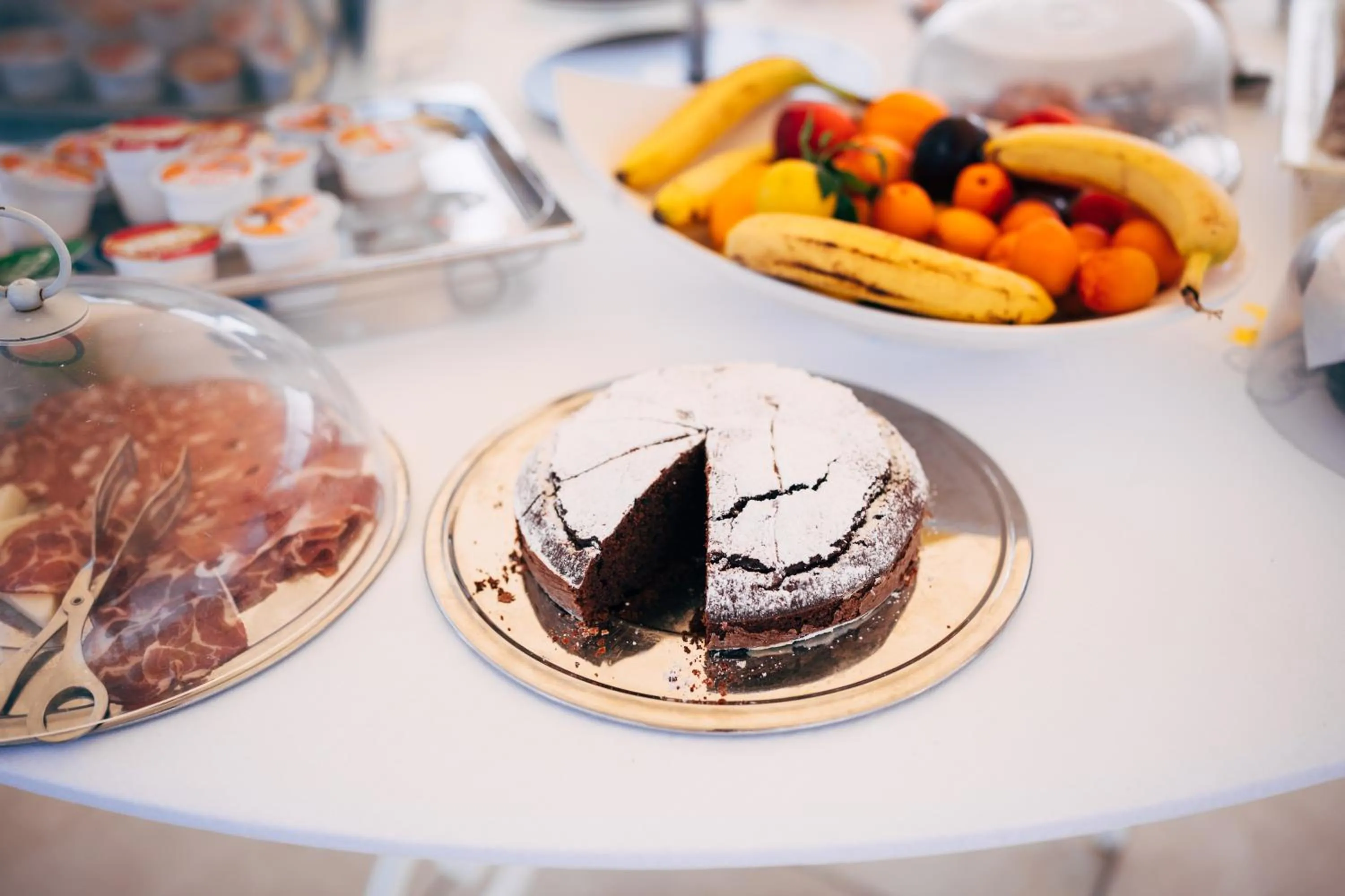 Breakfast in Villa Maredona