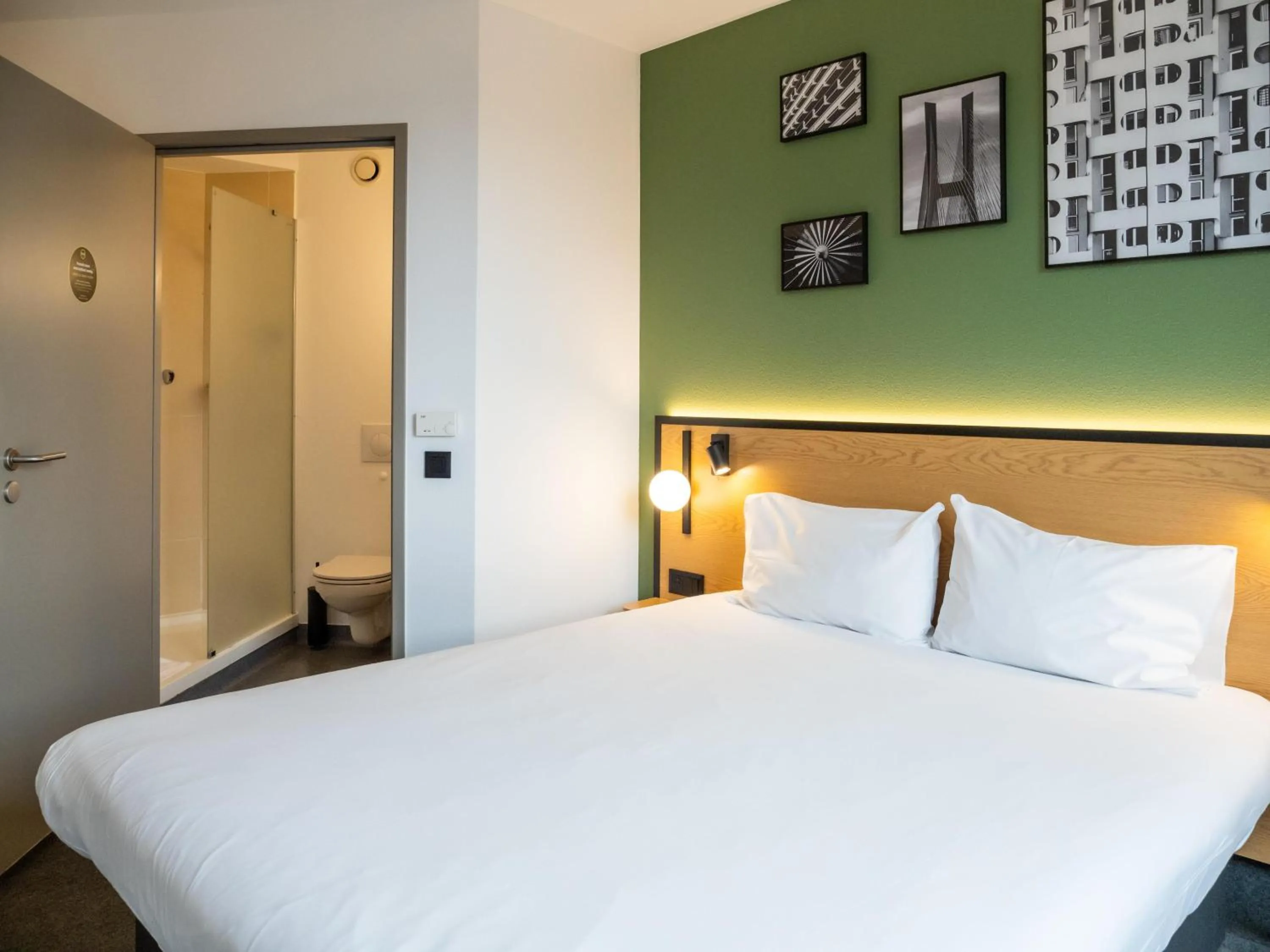 Photo of the whole room, Bed in B&B HOTEL Wrocław Centrum