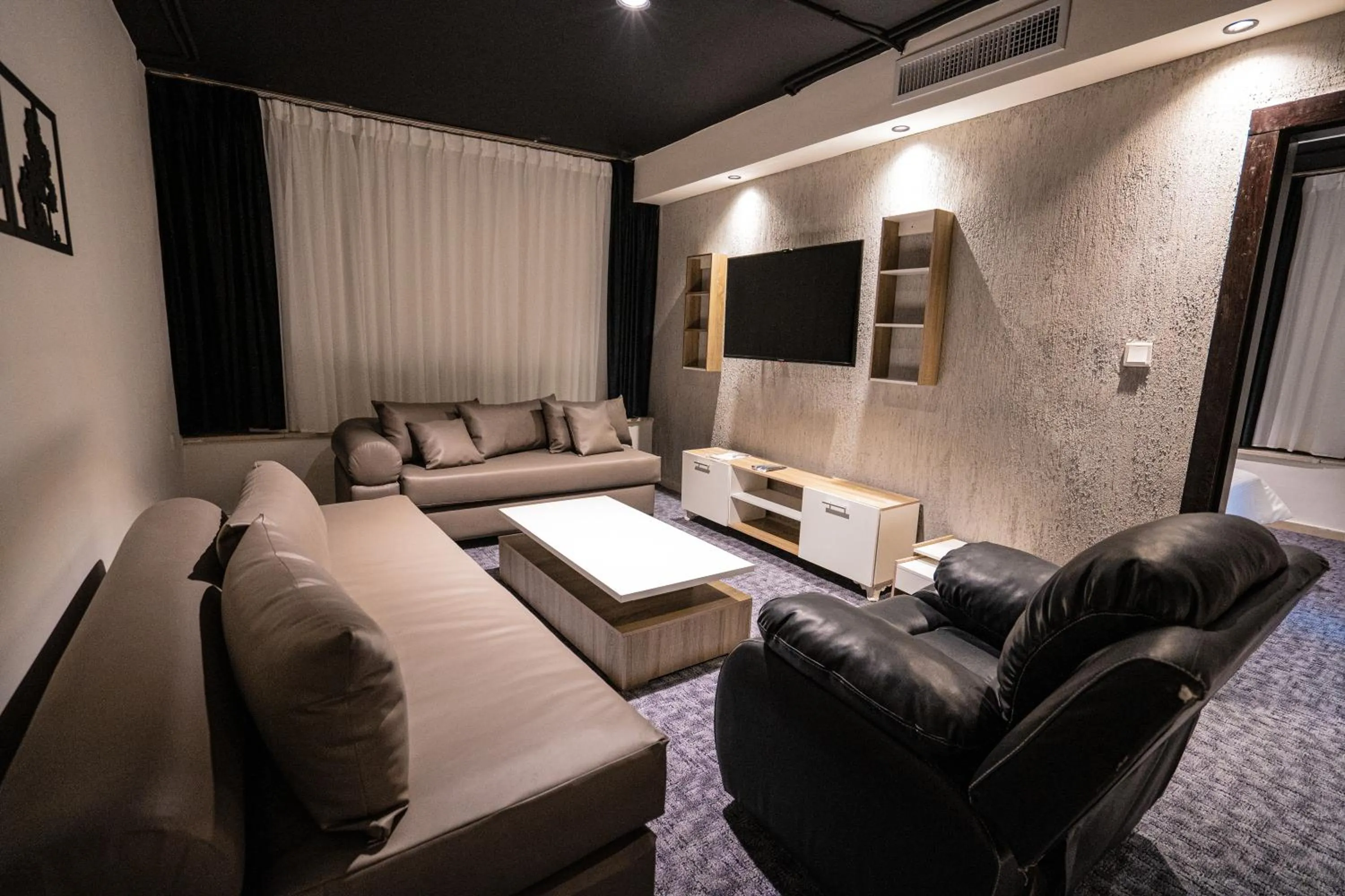 Living room in Diamond Hotel