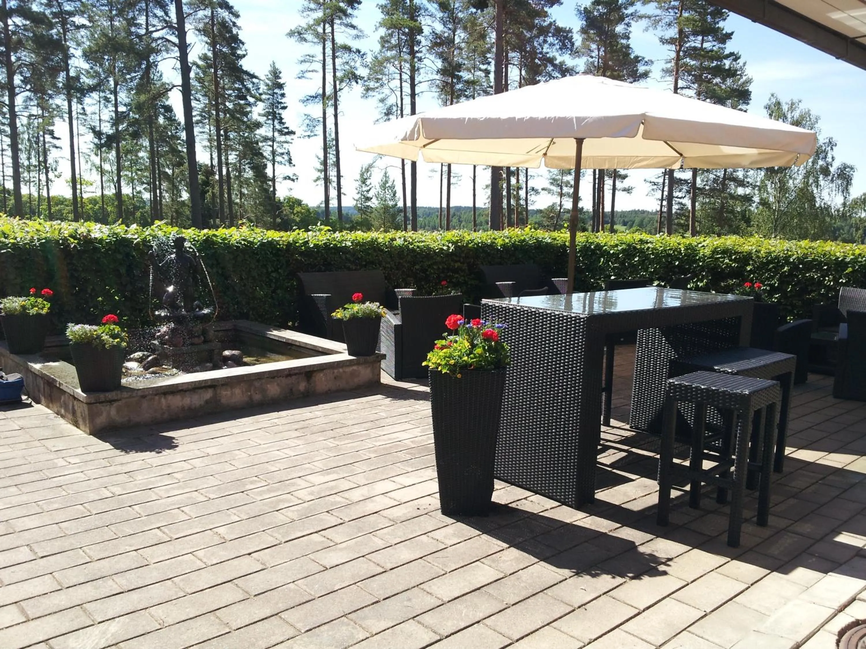 Patio in Hotel Malmkoping, BW Signature Collection
