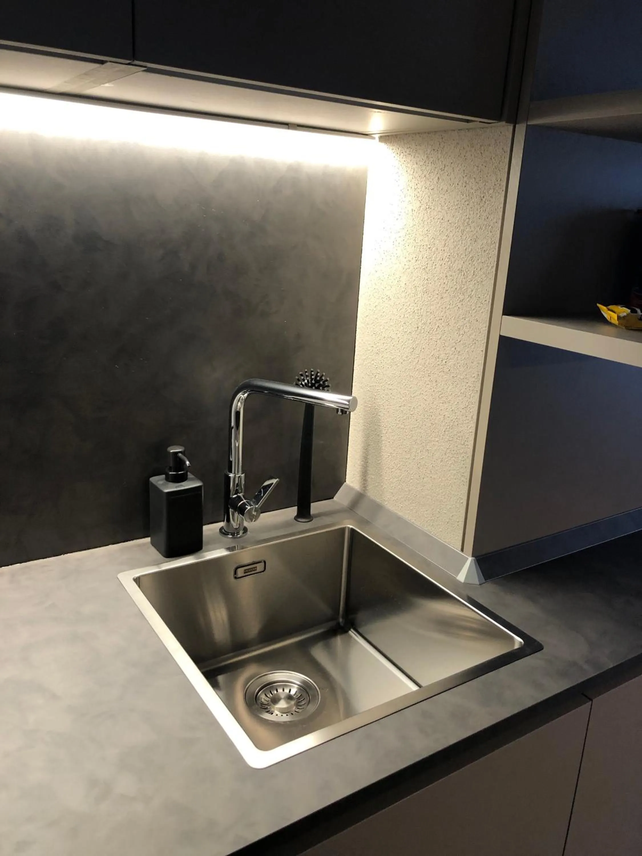 Kitchen or kitchenette in Chalet Bizet - Limone 1400