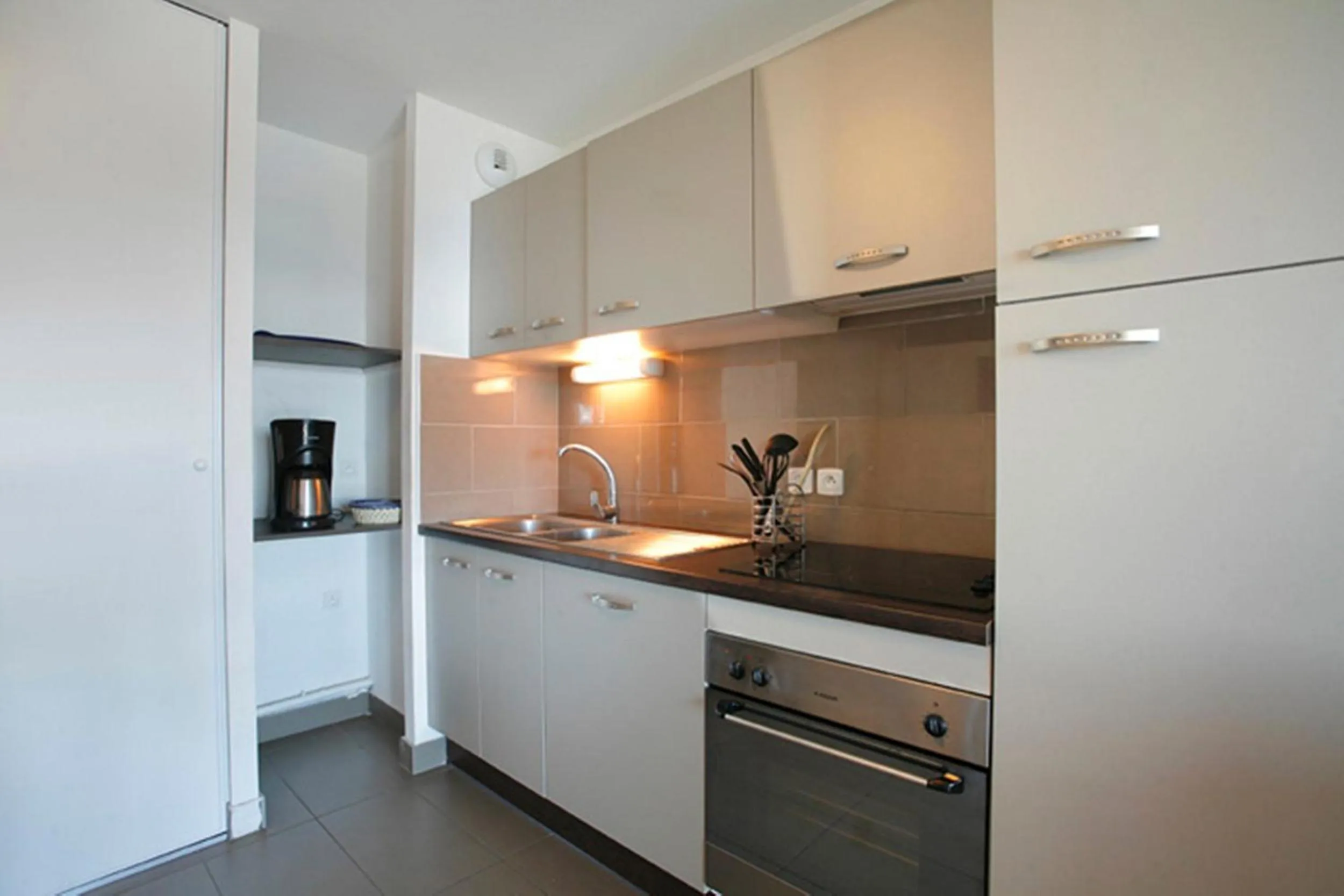 Kitchen or kitchenette in Résidence Le Pic de l'Ours