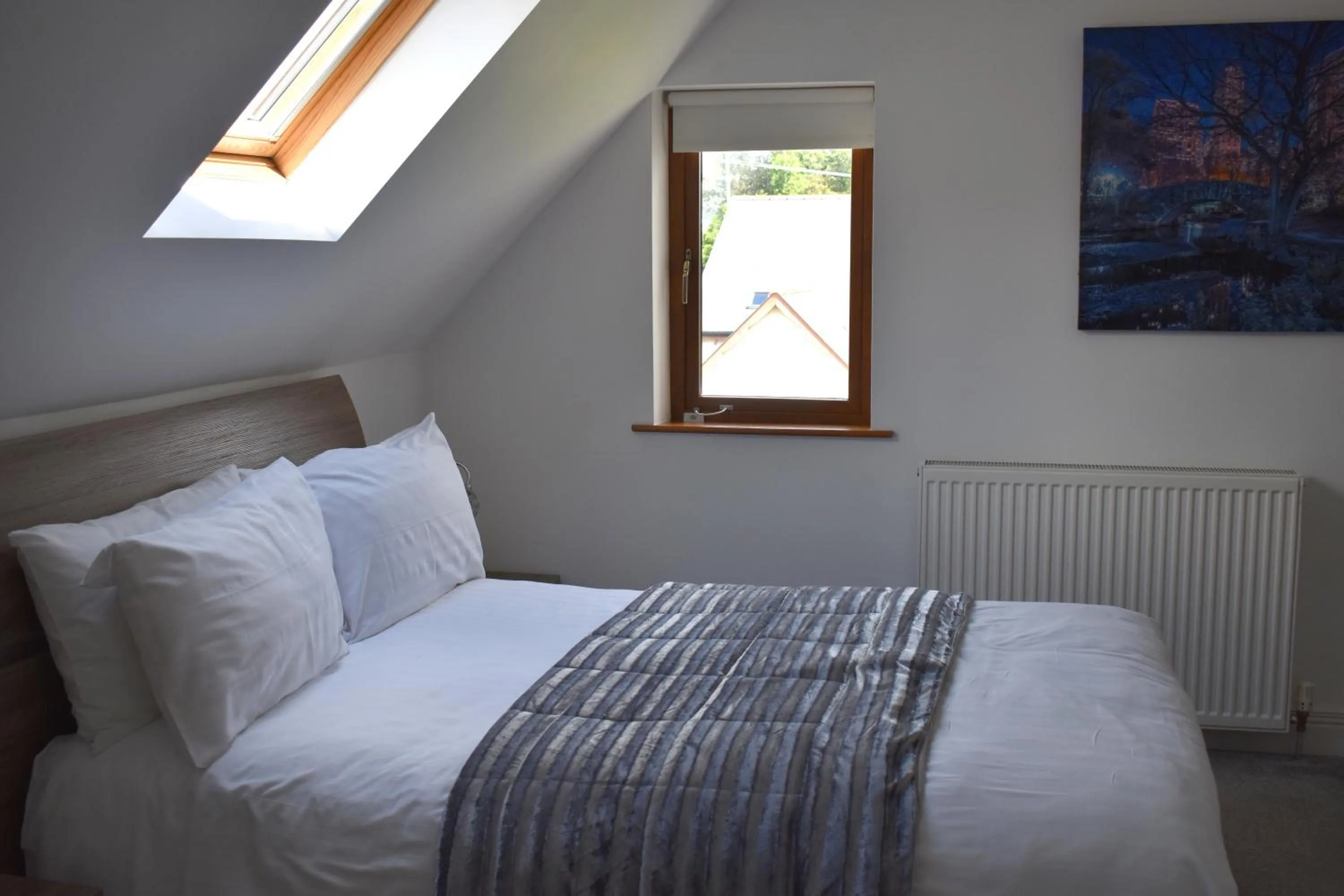 Photo of the whole room, Bed in The Meadows B&B