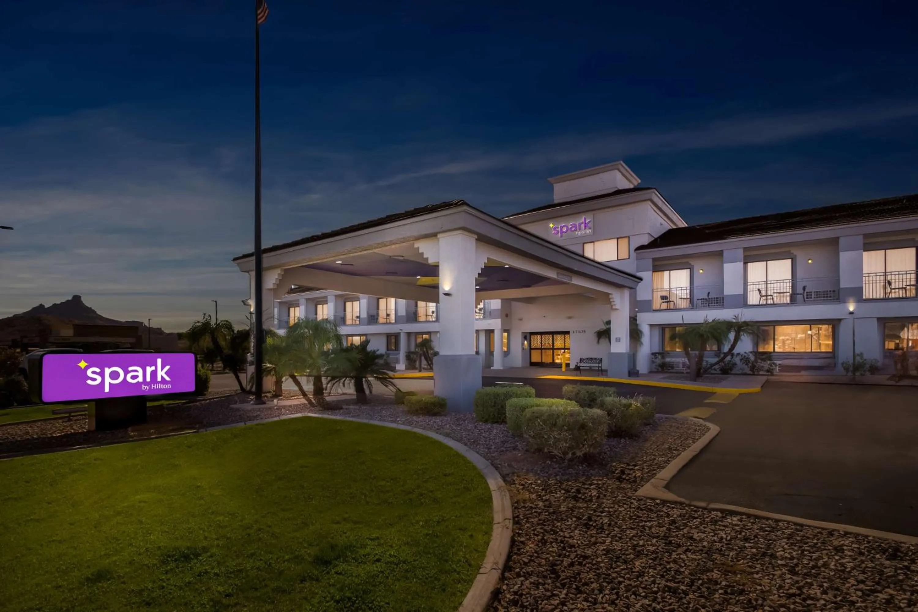 Property building in Spark by Hilton Fountain Hills Scottsdale