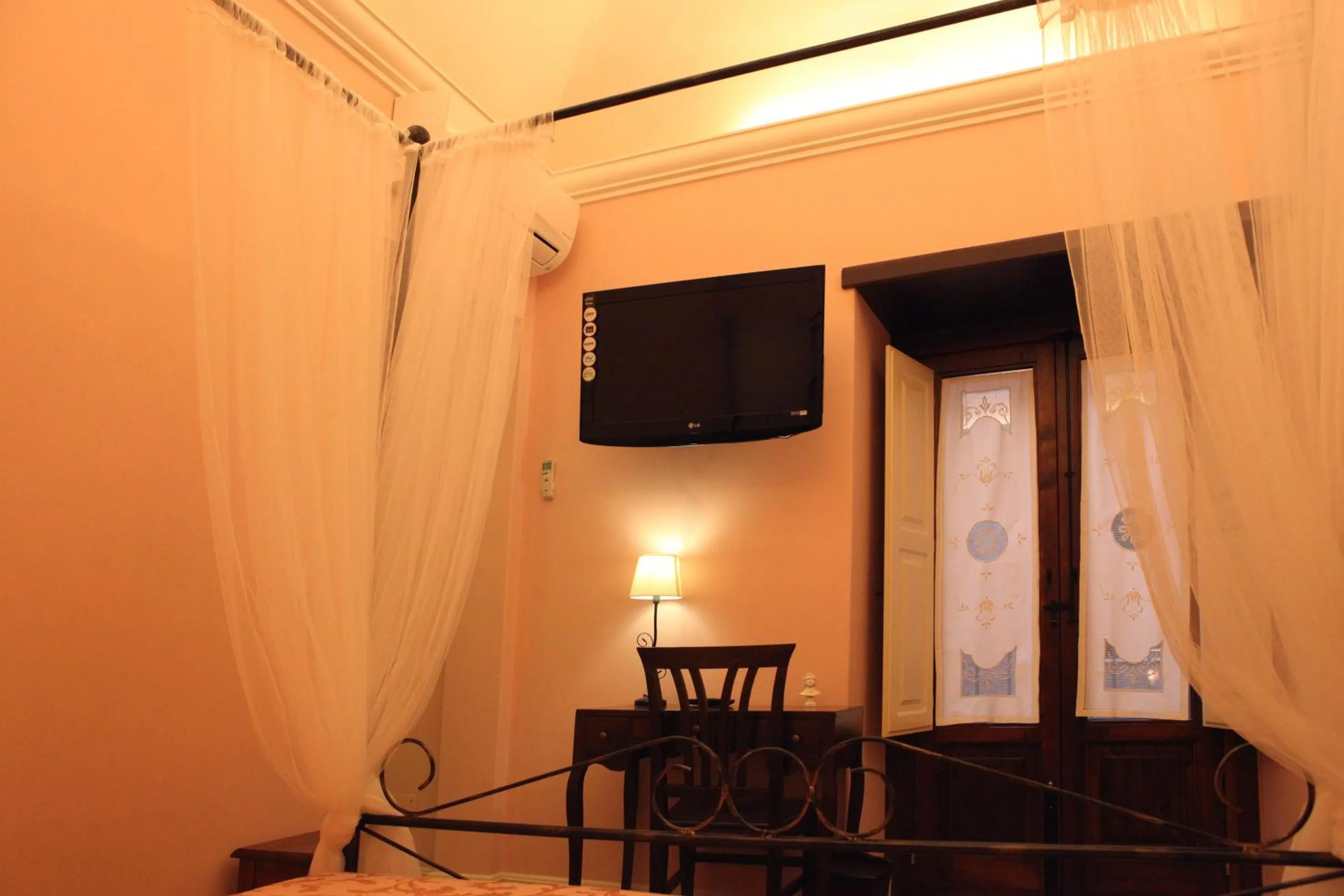 TV and multimedia in Al Duomo Inn