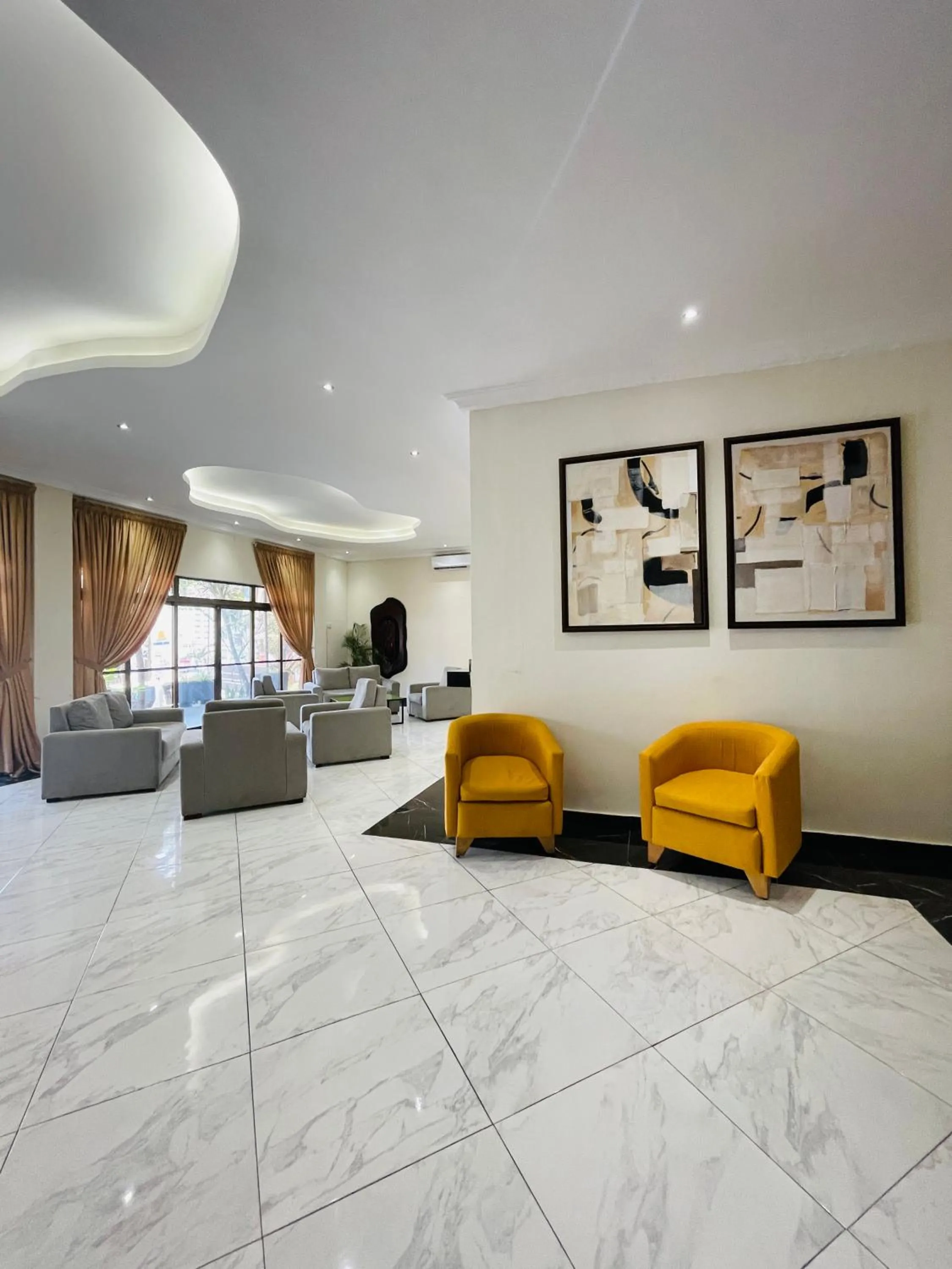 Lobby or reception in Niagara Hotel