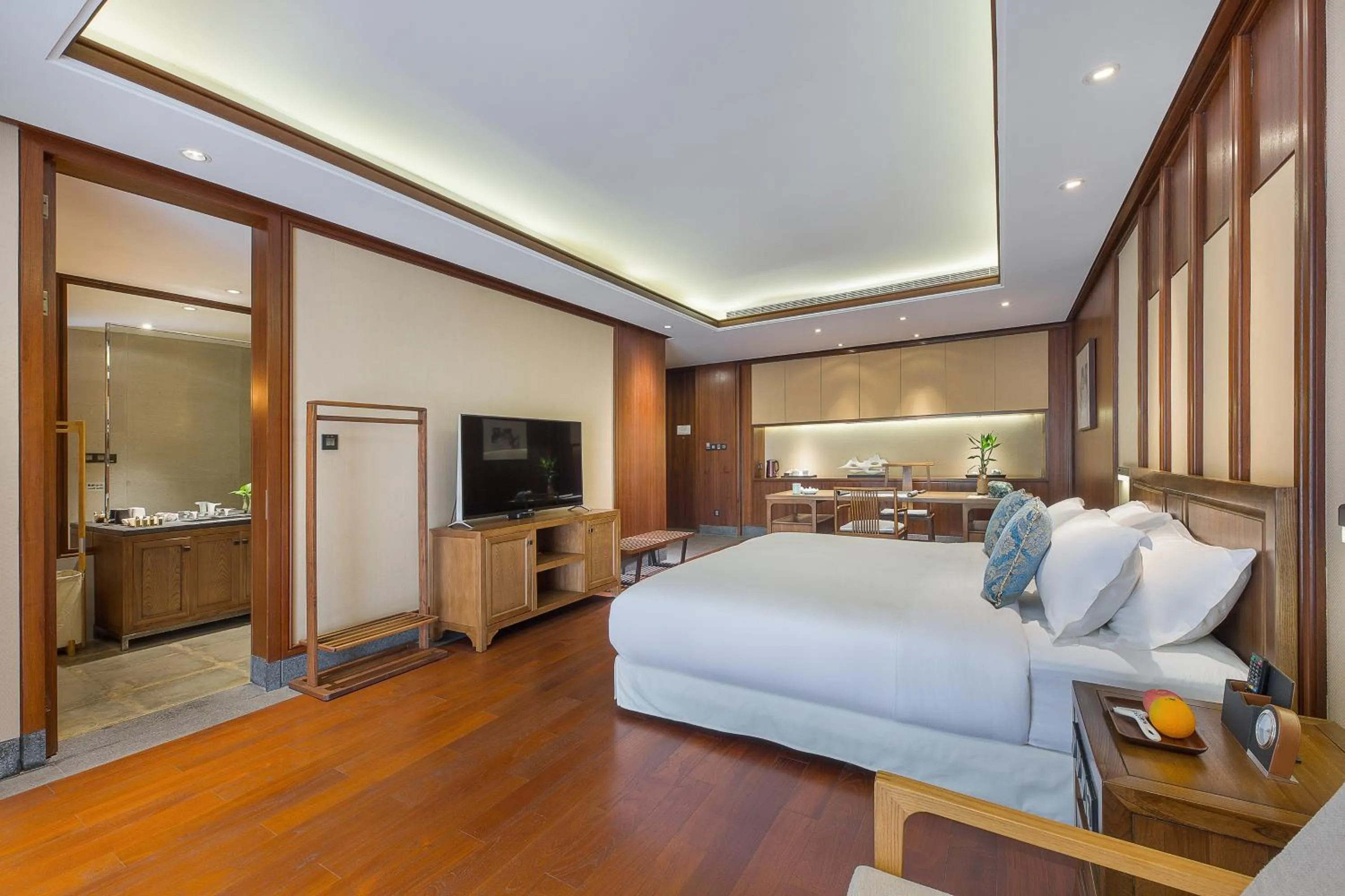 Photo of the whole room, Bed in Hefu Hotel