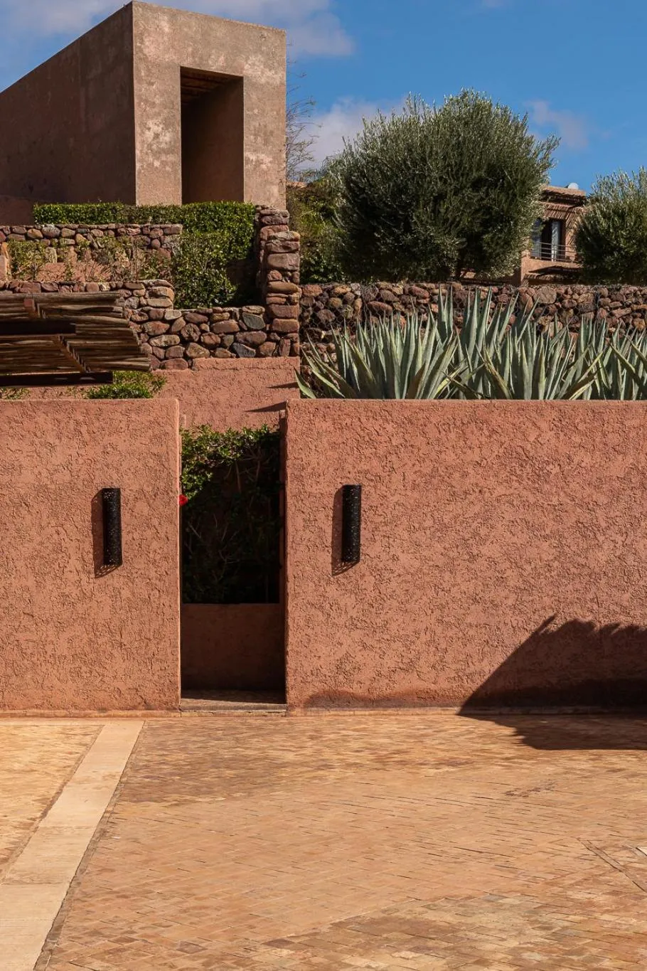 Property building in Le Palais Paysan