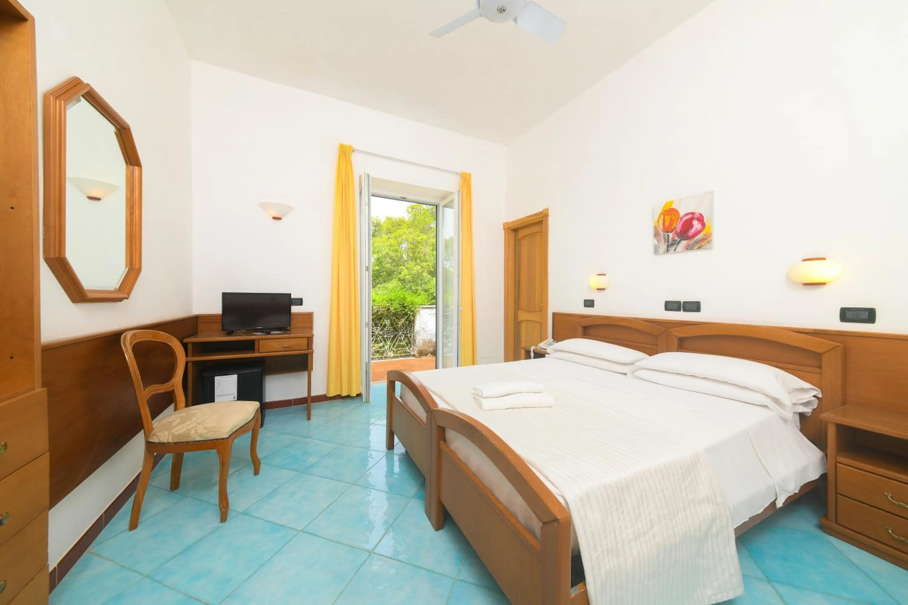 Photo of the whole room, Bed in Hotel Pineta