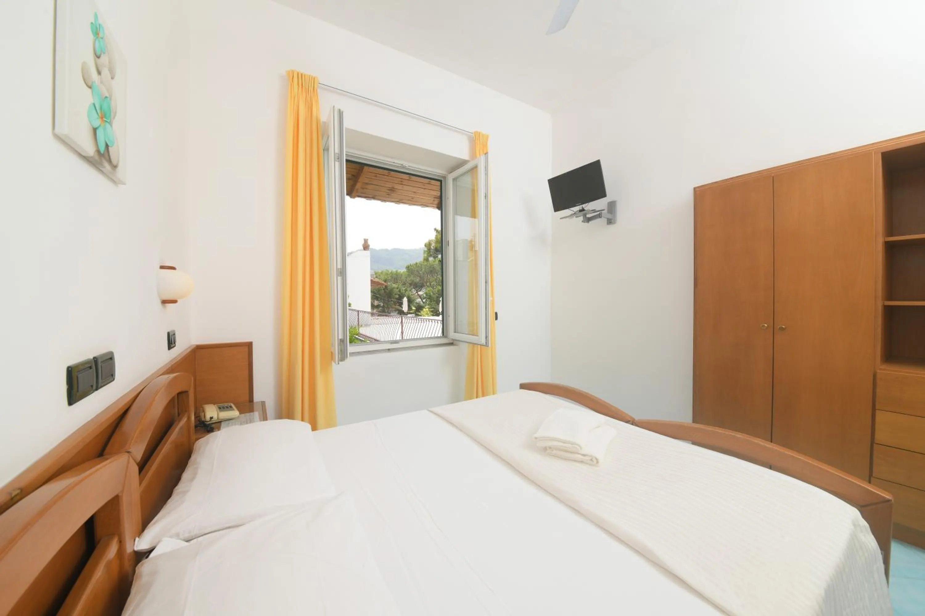 Photo of the whole room, Bed in Hotel Pineta