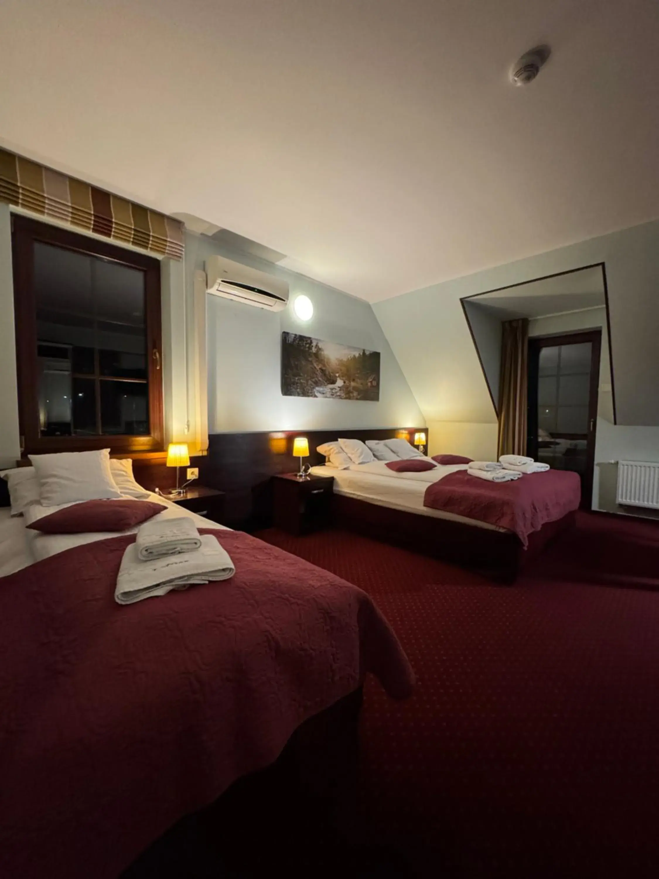 Deluxe Triple Room in EdMar Deluxe Triple Room in EdMar