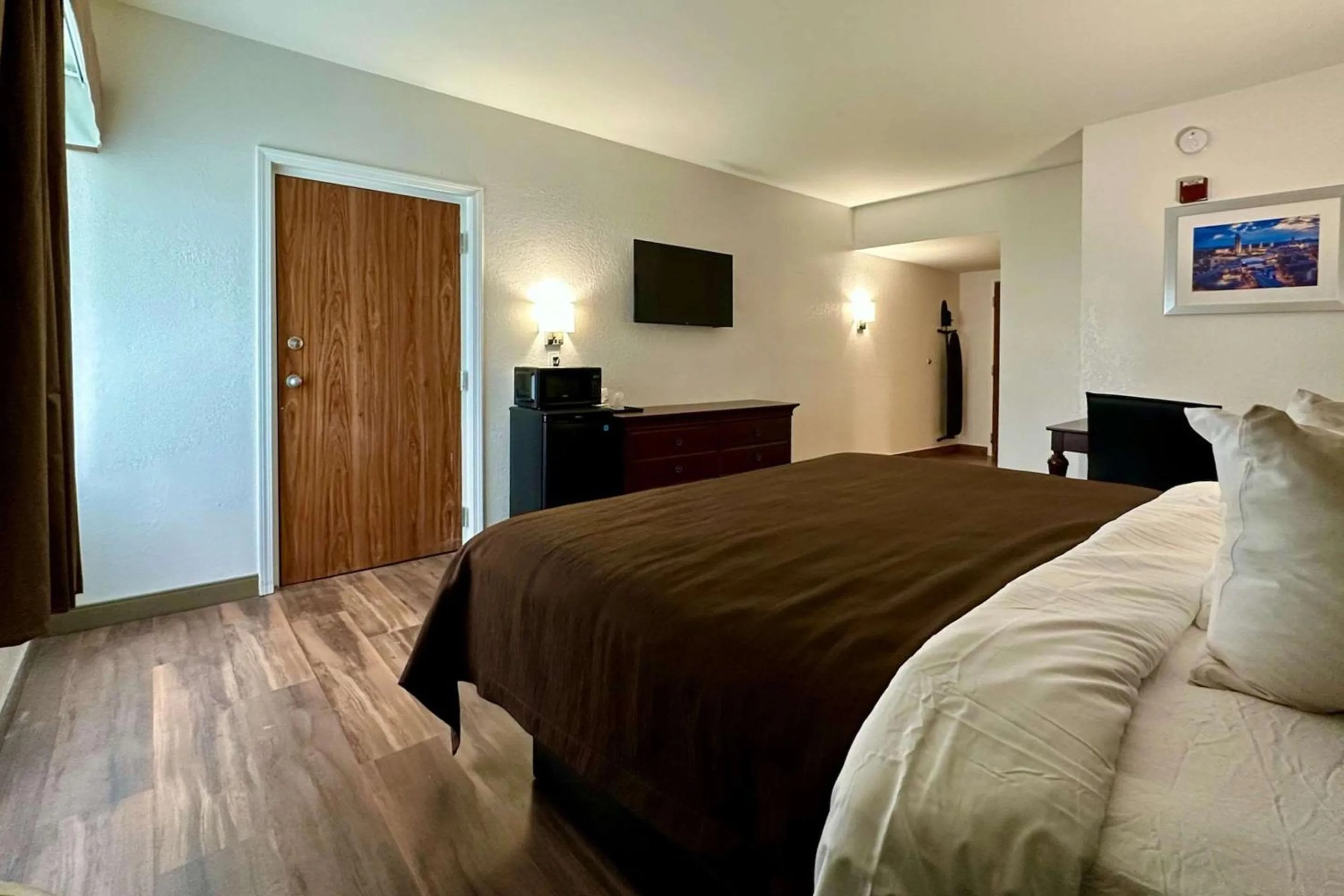 Bedroom, Bed in Quality Inn & Suites Albany Airport