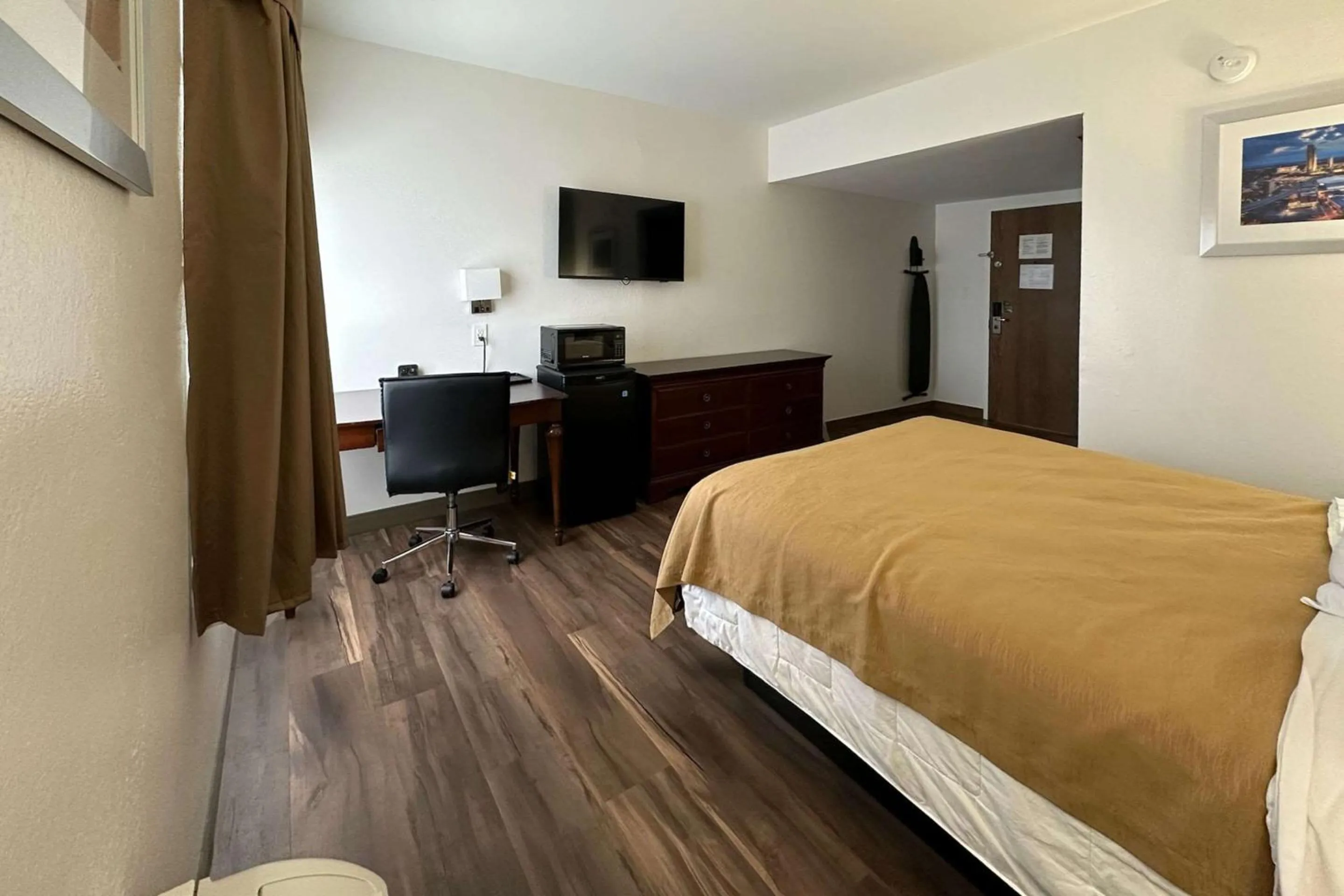 Bedroom, Bed in Quality Inn & Suites Albany Airport