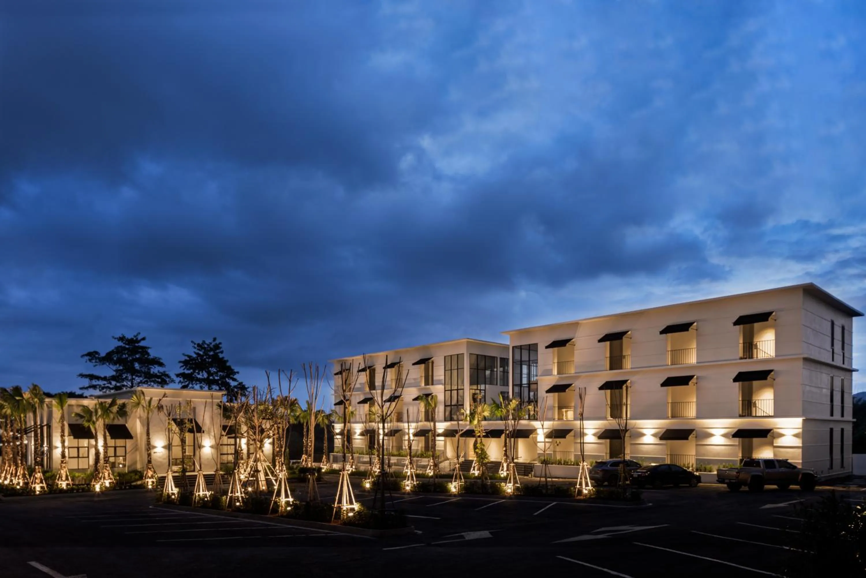 Property building in Sirinati Ban Thung Samo Khao Kho