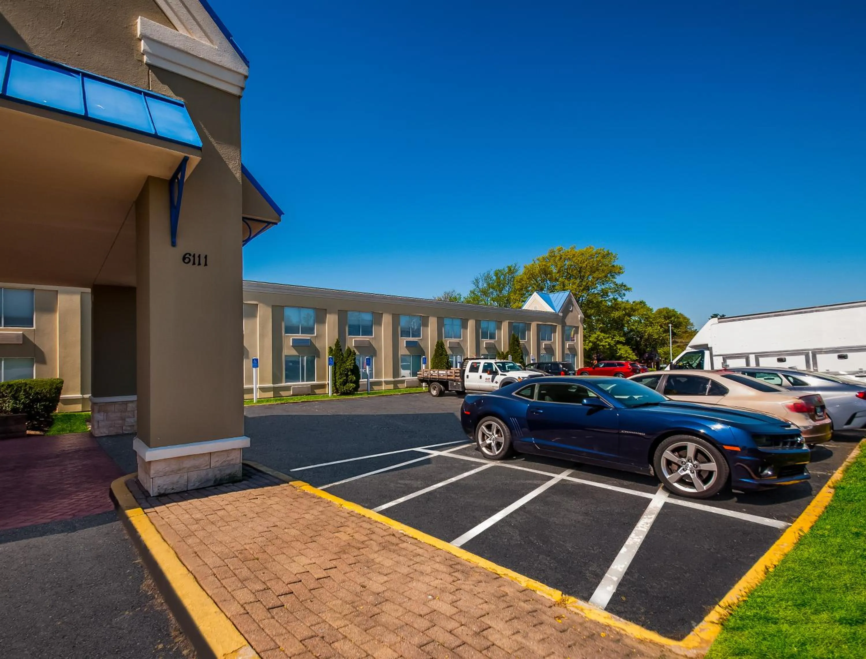 Property building in Comfort Inn Falls Church - Tysons Corner