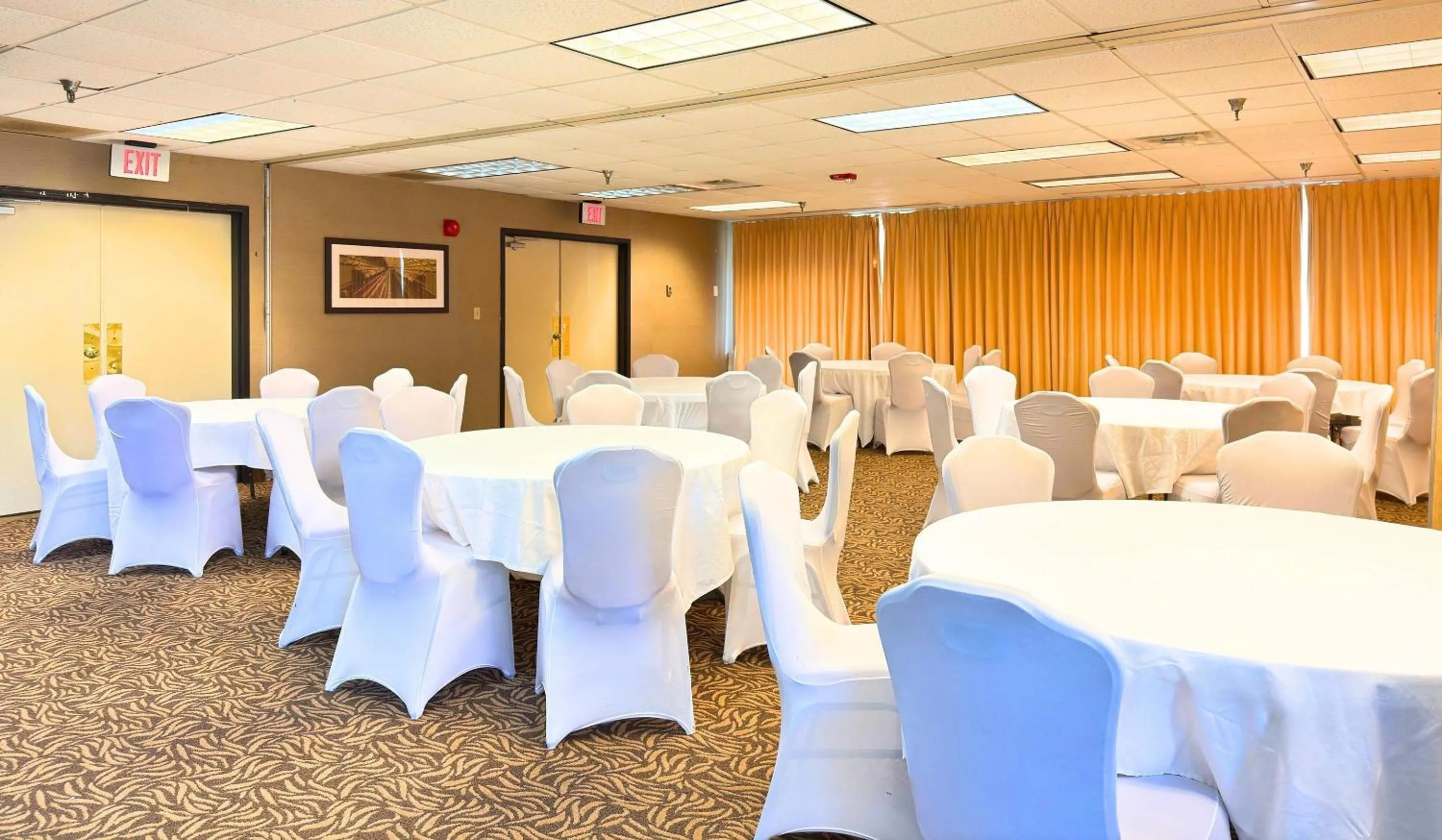 Meeting/conference room in Comfort Inn Falls Church - Tysons Corner
