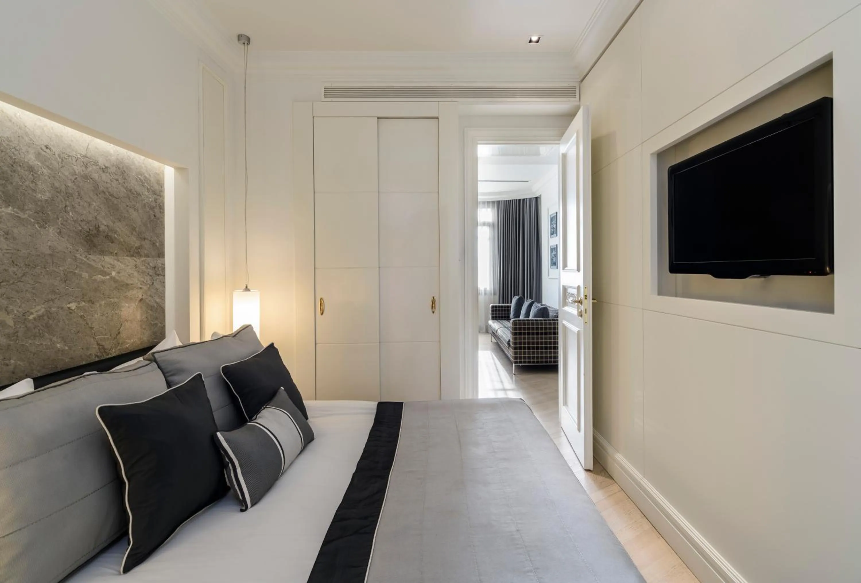 Living room, Bed in Stay Lab Taksim 15 Suites