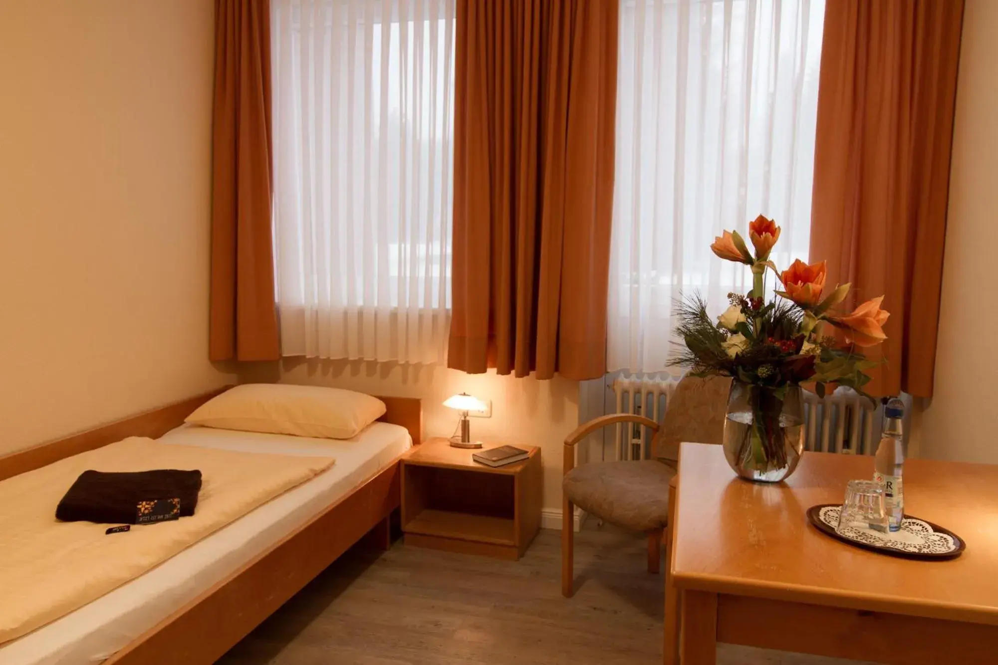 Budget Einzelzimmer ohne TV - single occupancy in Krelinger Freizeit- und Tagungszentrum Budget Einzelzimmer ohne TV - single occupancy in Krelinger Freizeit- und Tagungszentrum