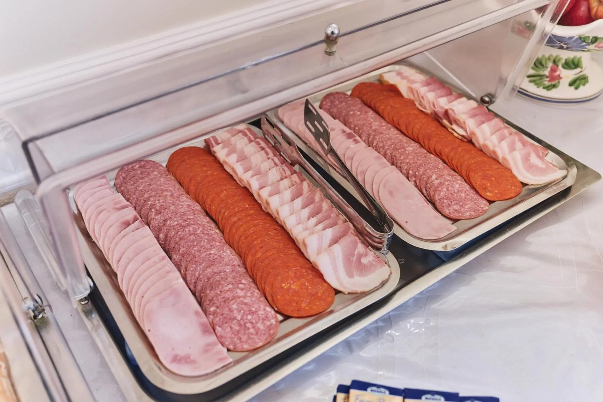 Buffet breakfast in Tokajer Wellness Panzió