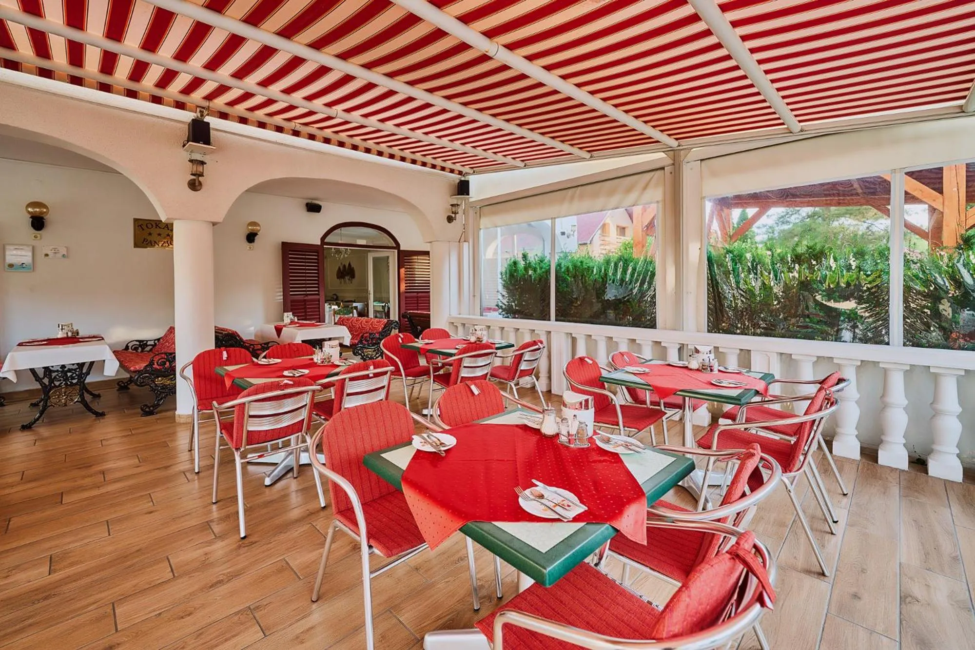 Balcony/Terrace in Tokajer Wellness Panzió