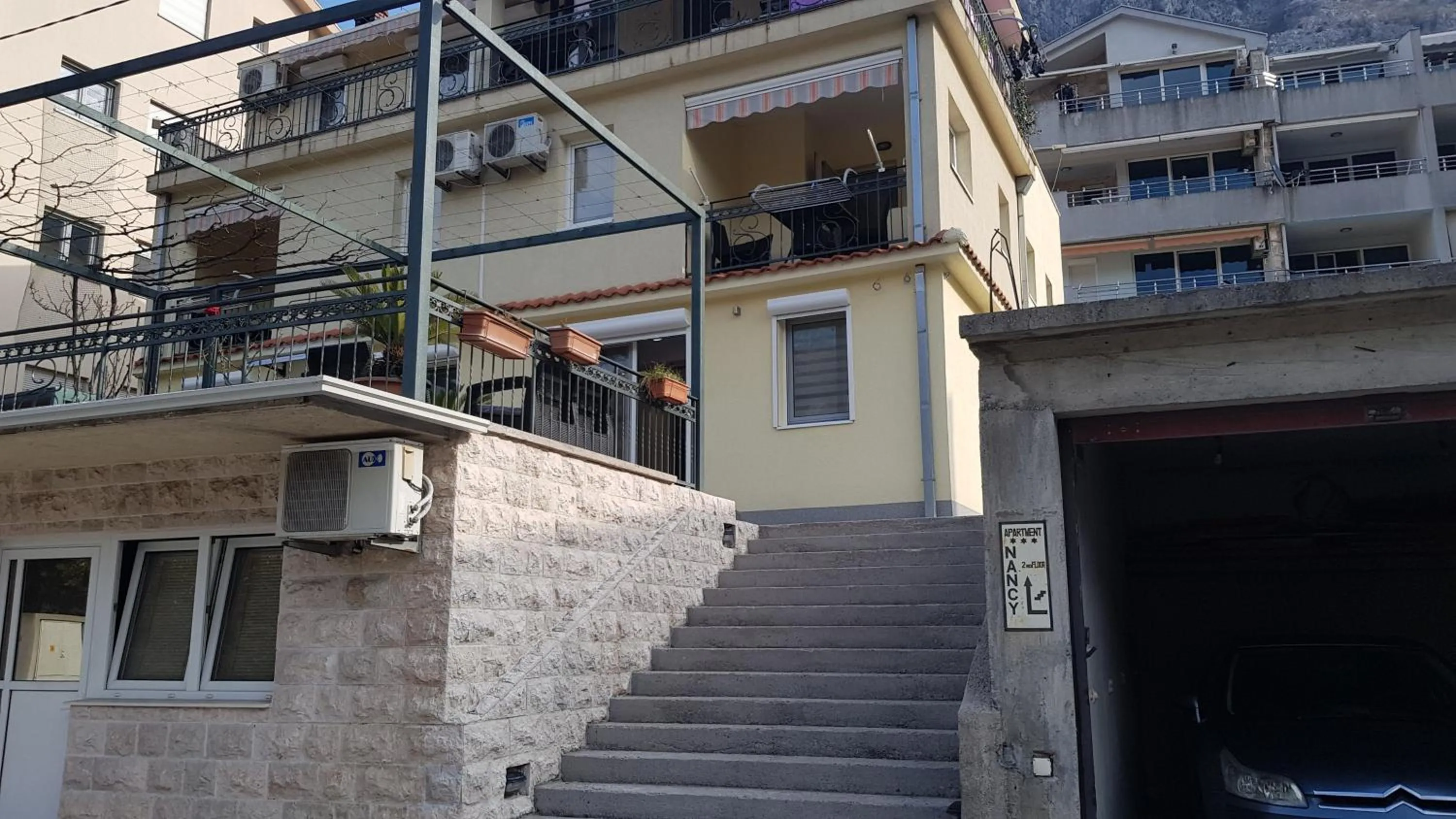Facade/entrance in Apartments Nancy