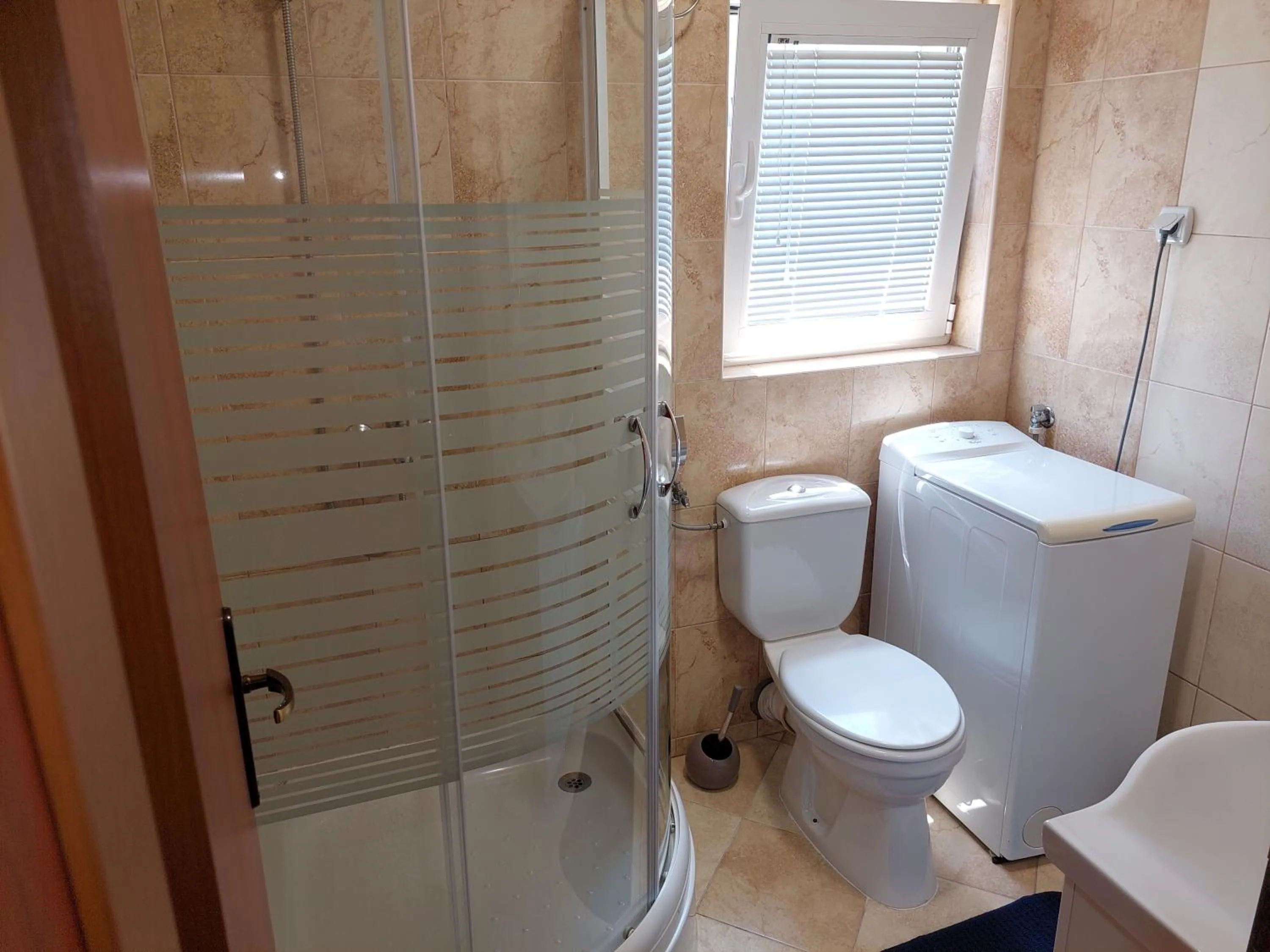 Toilet in Apartments Nancy