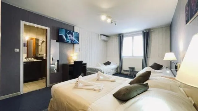 Family Room in Auberge de la Petite Reine
