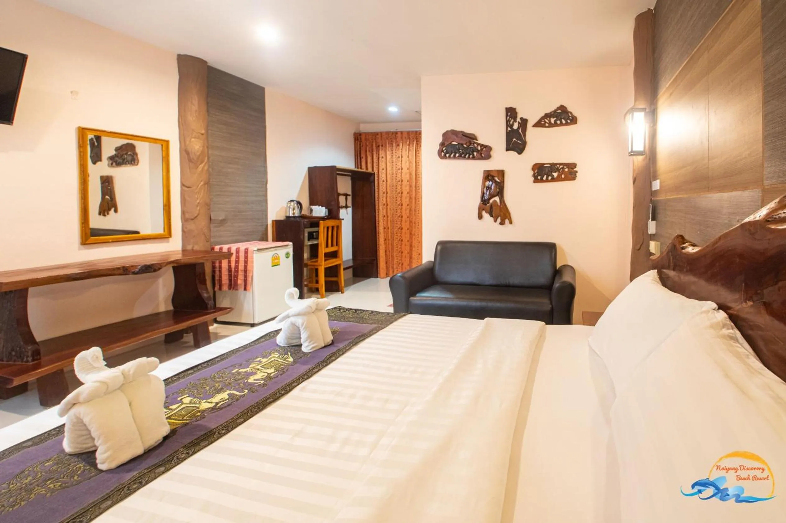Photo of the whole room, Bed in Naiyang Discovery Beach Resort SHA