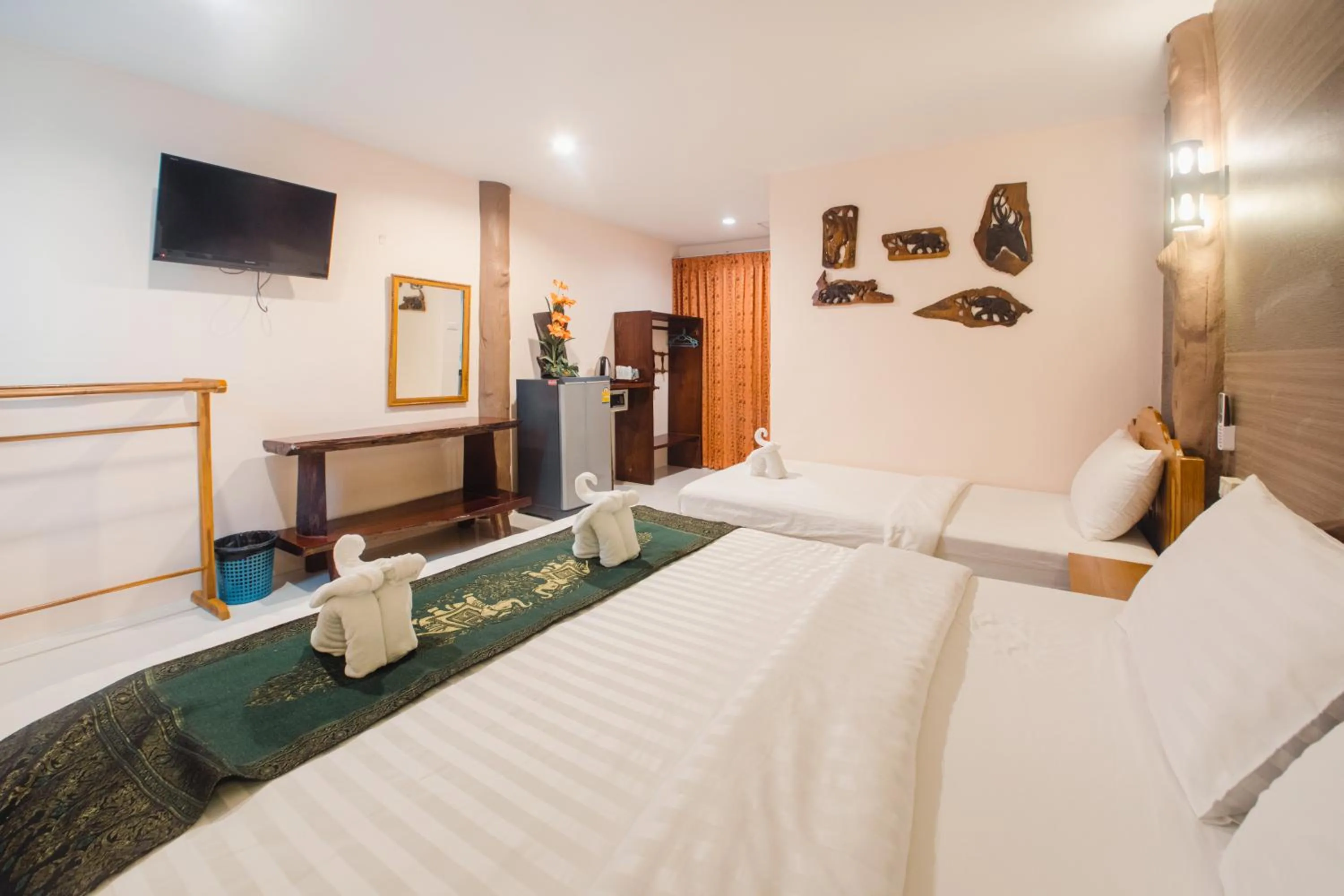 Bed in Naiyang Discovery Beach Resort SHA