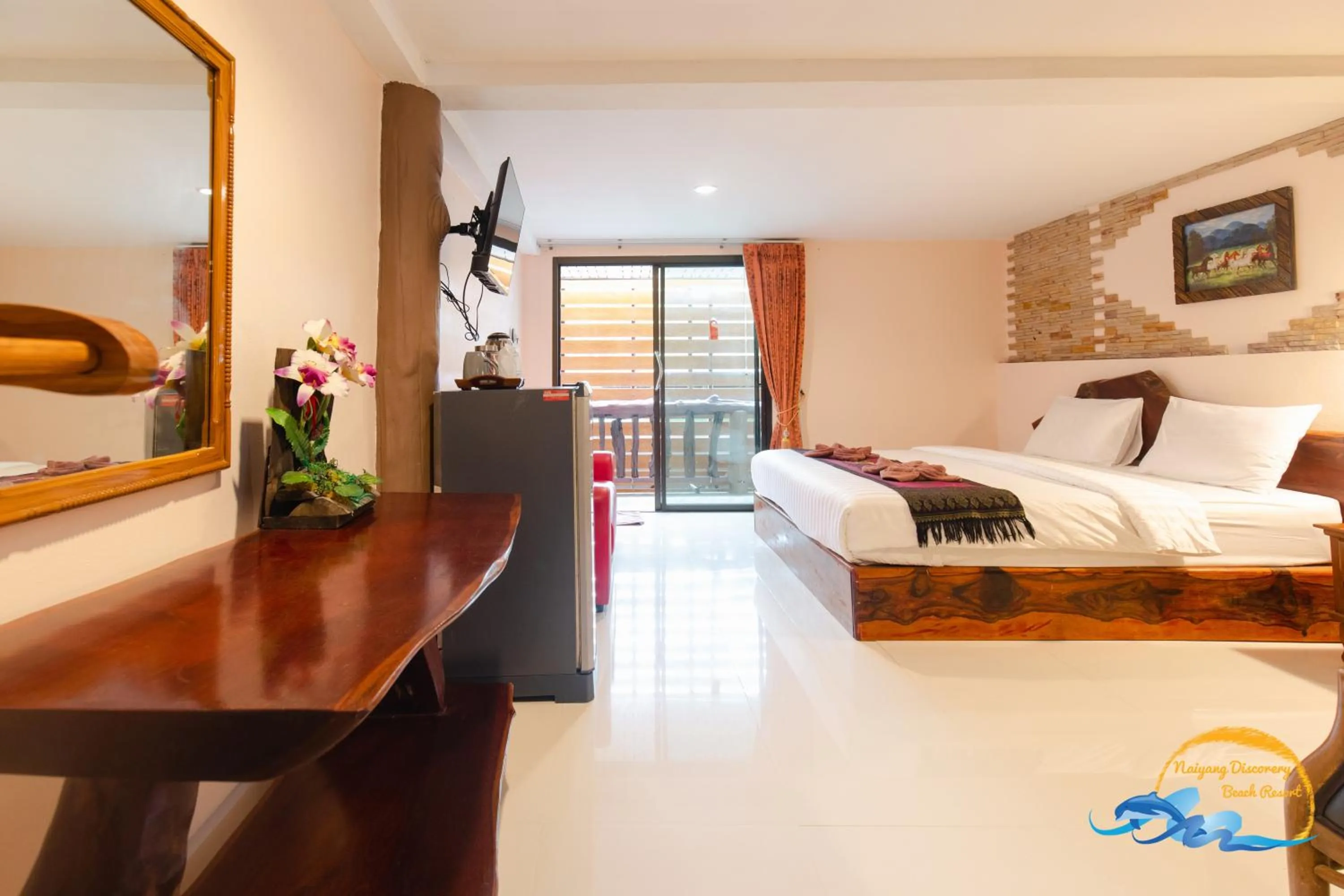 Photo of the whole room, Bed in Naiyang Discovery Beach Resort SHA